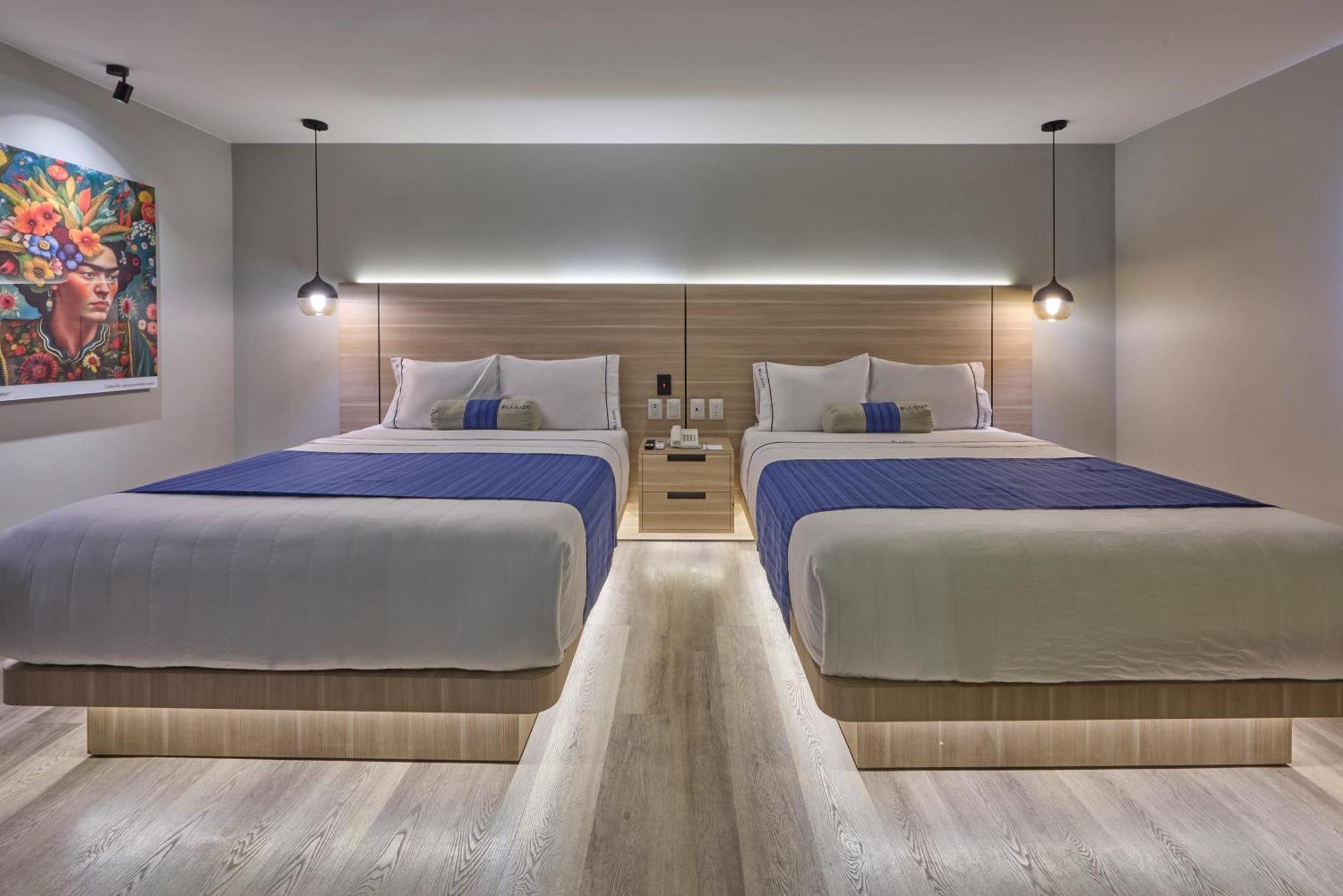 Superior Queen Room Two Queen Beds