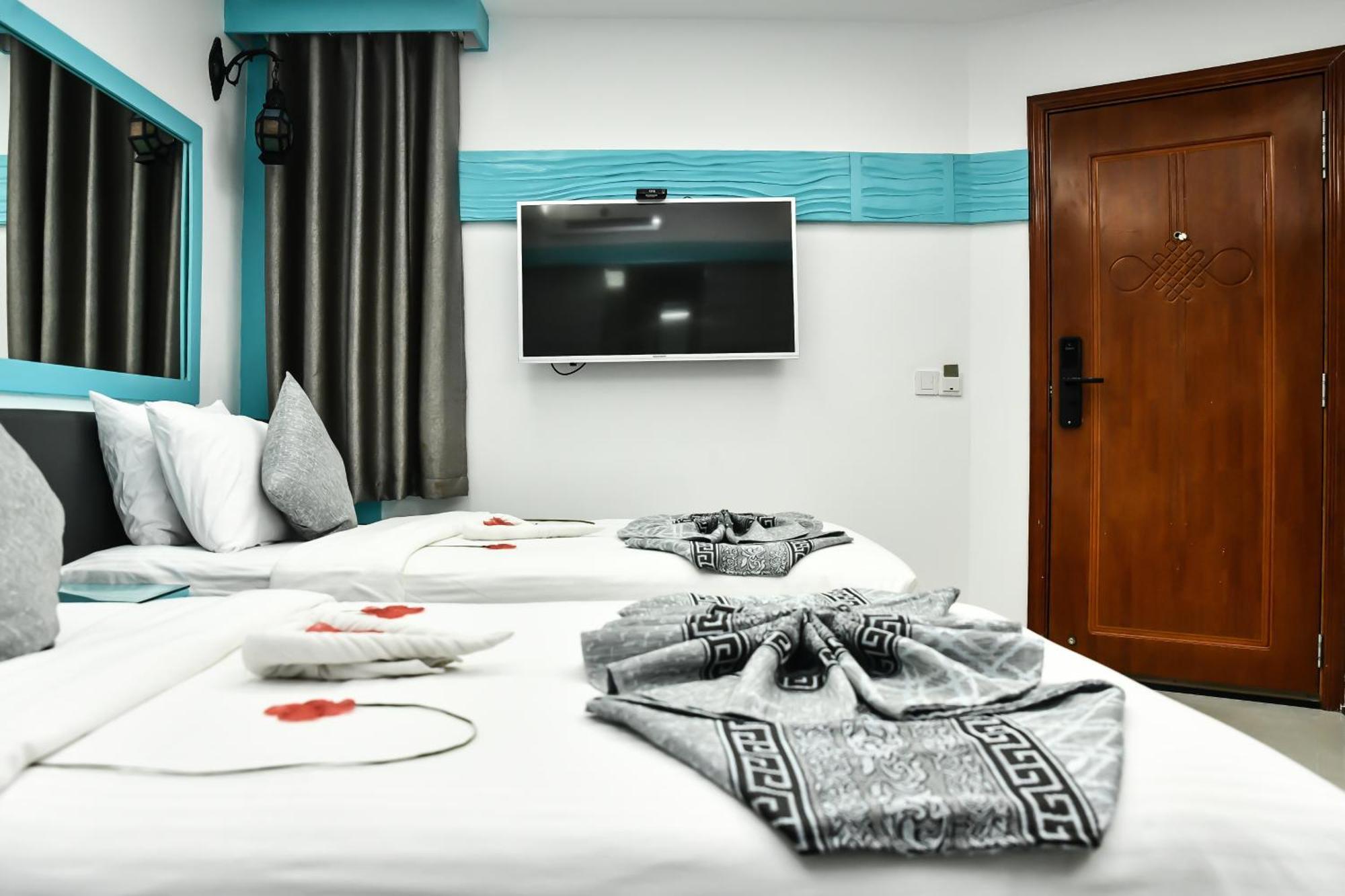 Twin Room City View