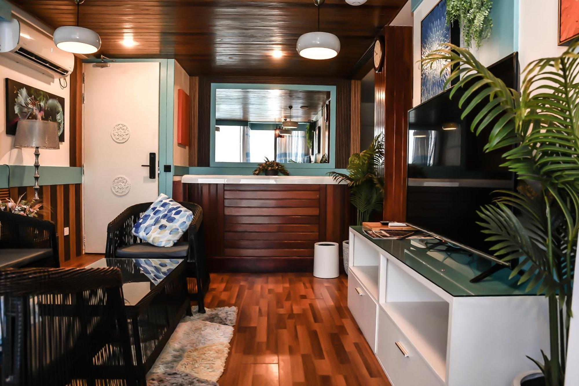 Deluxe Suite Sea View
