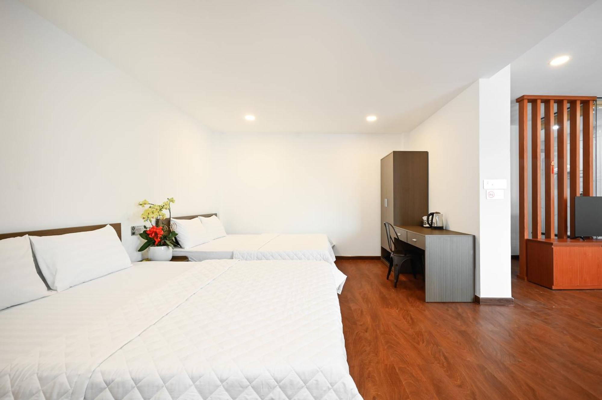 Family Suite Room City View