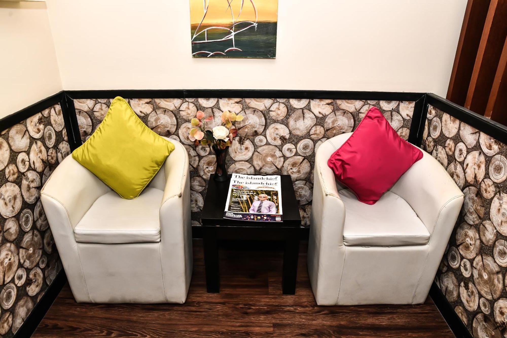 Deluxe Double or Twin Room Return Airport Transfer on Food & Beverage