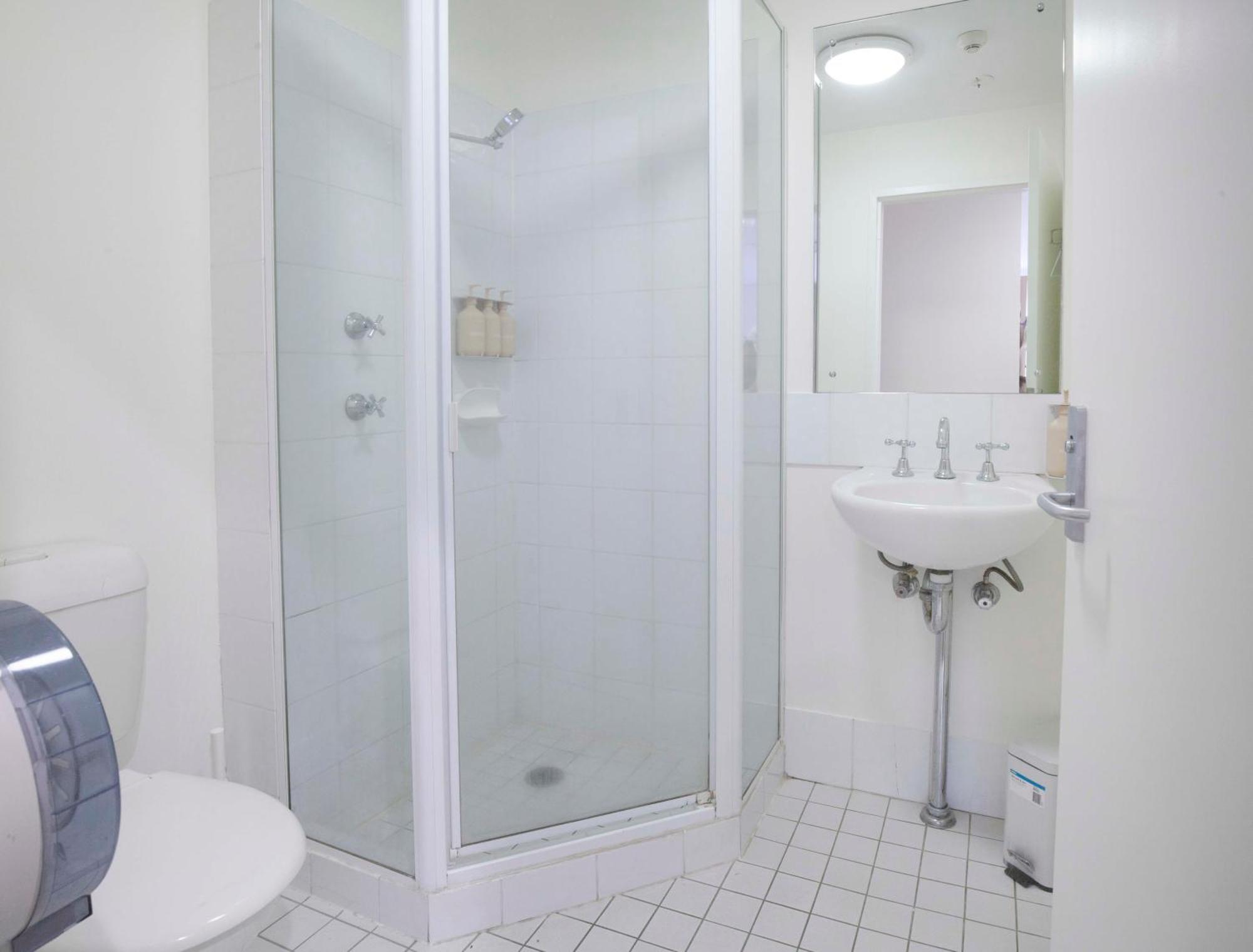 Private Family Ensuite Room