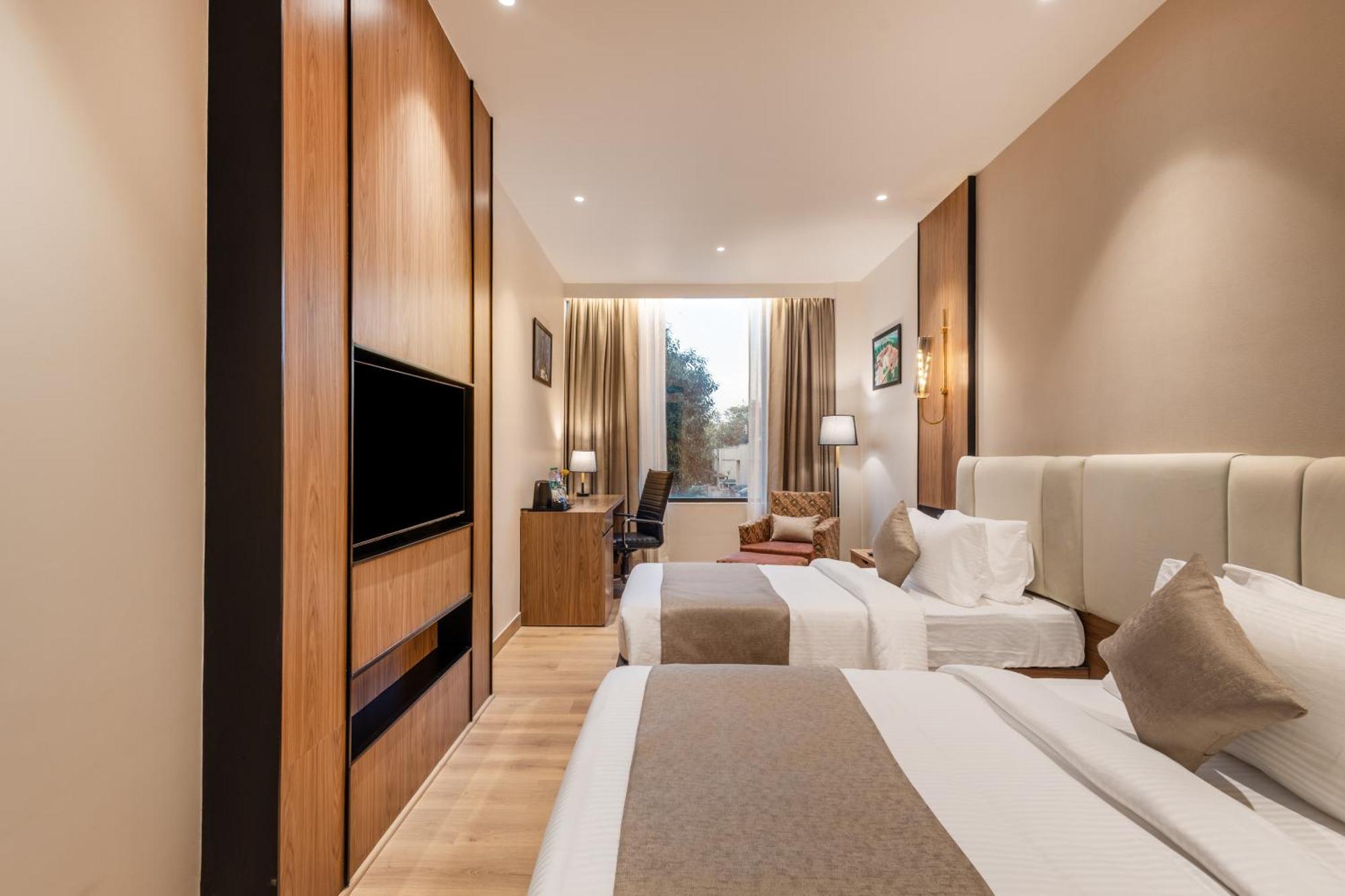 Classic Twin Room
