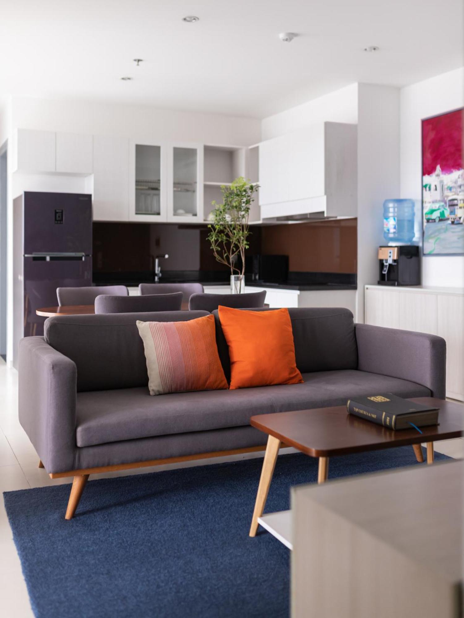 Two-Bedroom Apartment City View