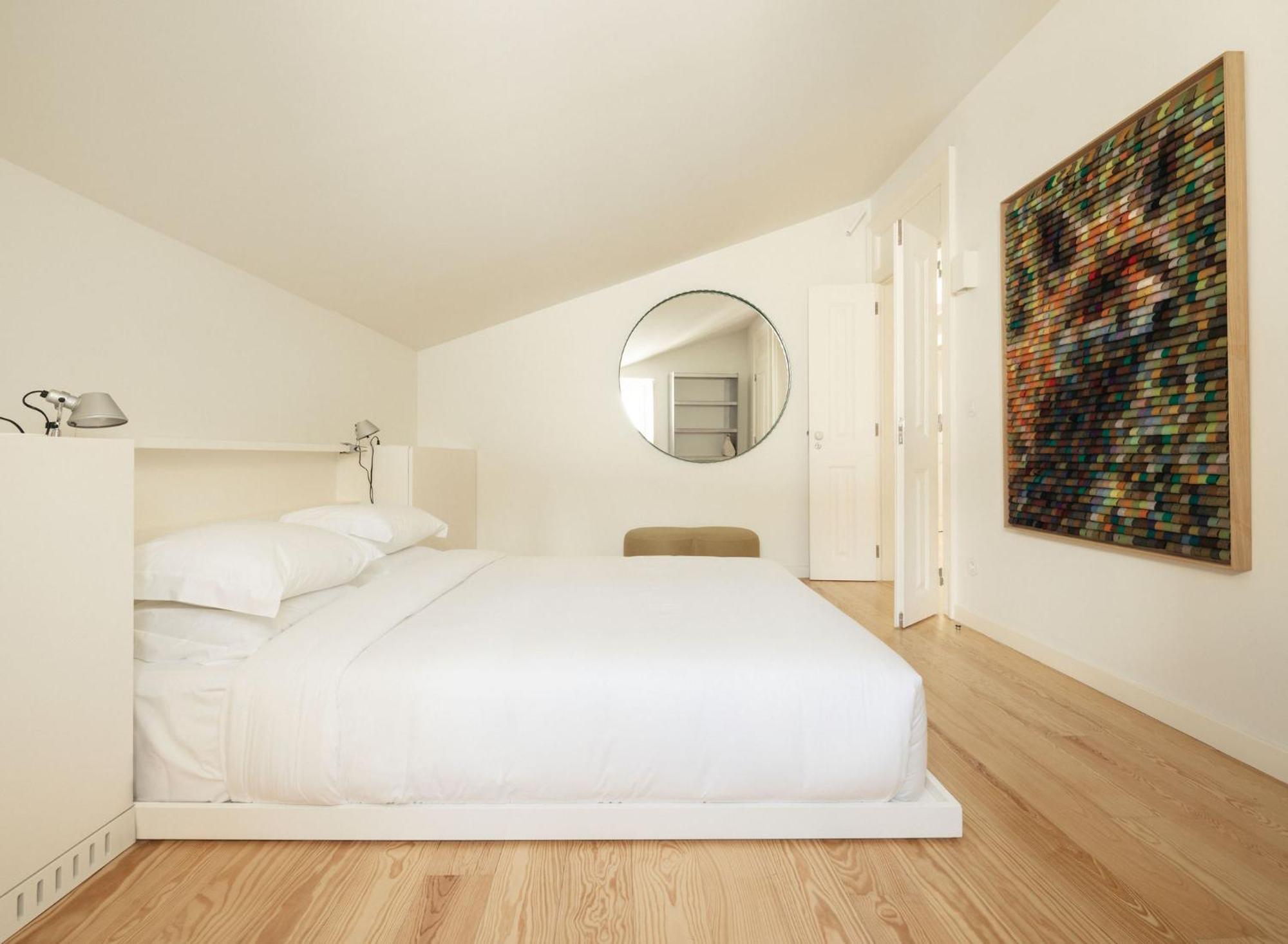 Two-Bedroom Apartment with City View