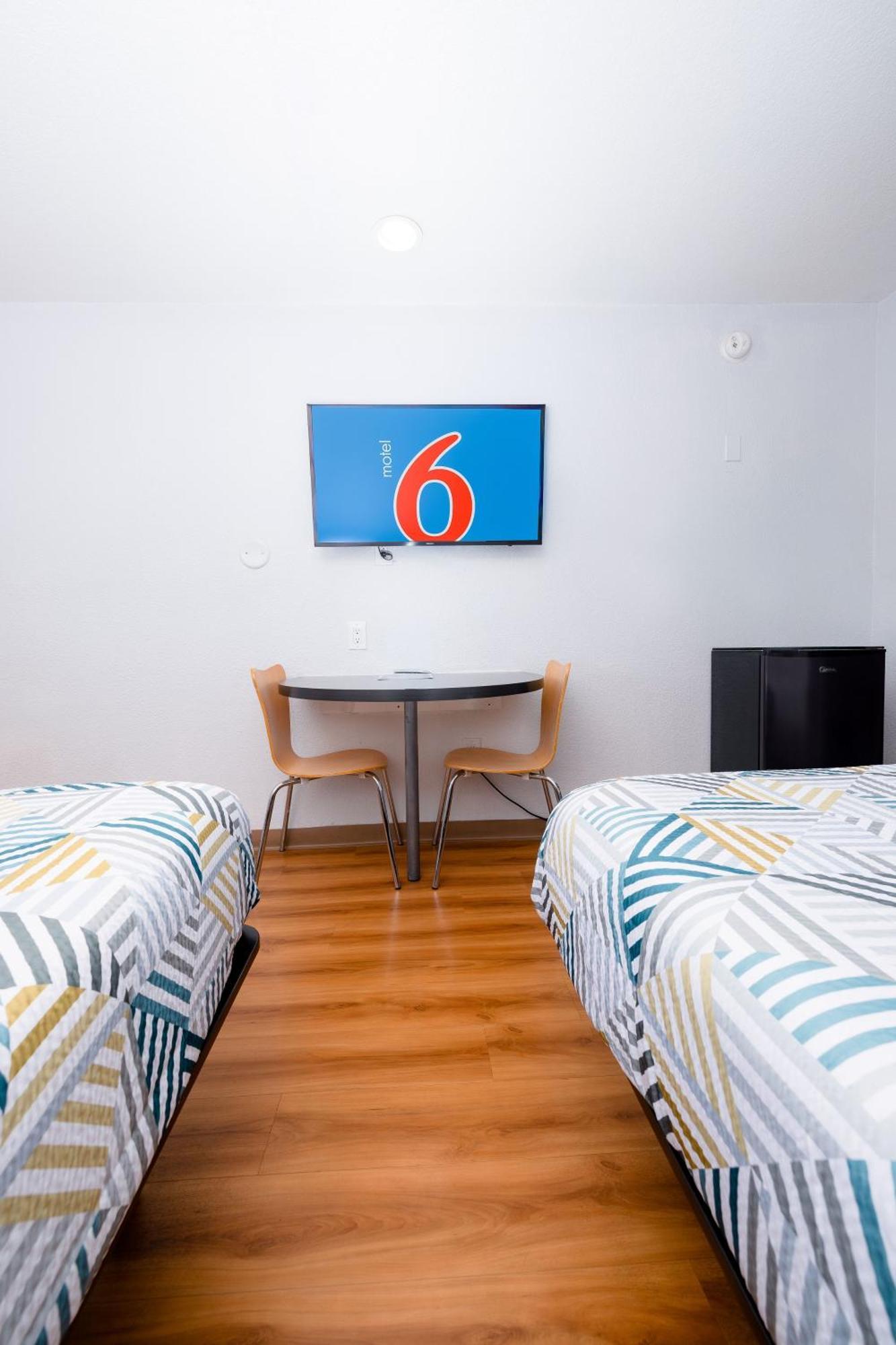 Deluxe Queen Room with Two Queen Beds
