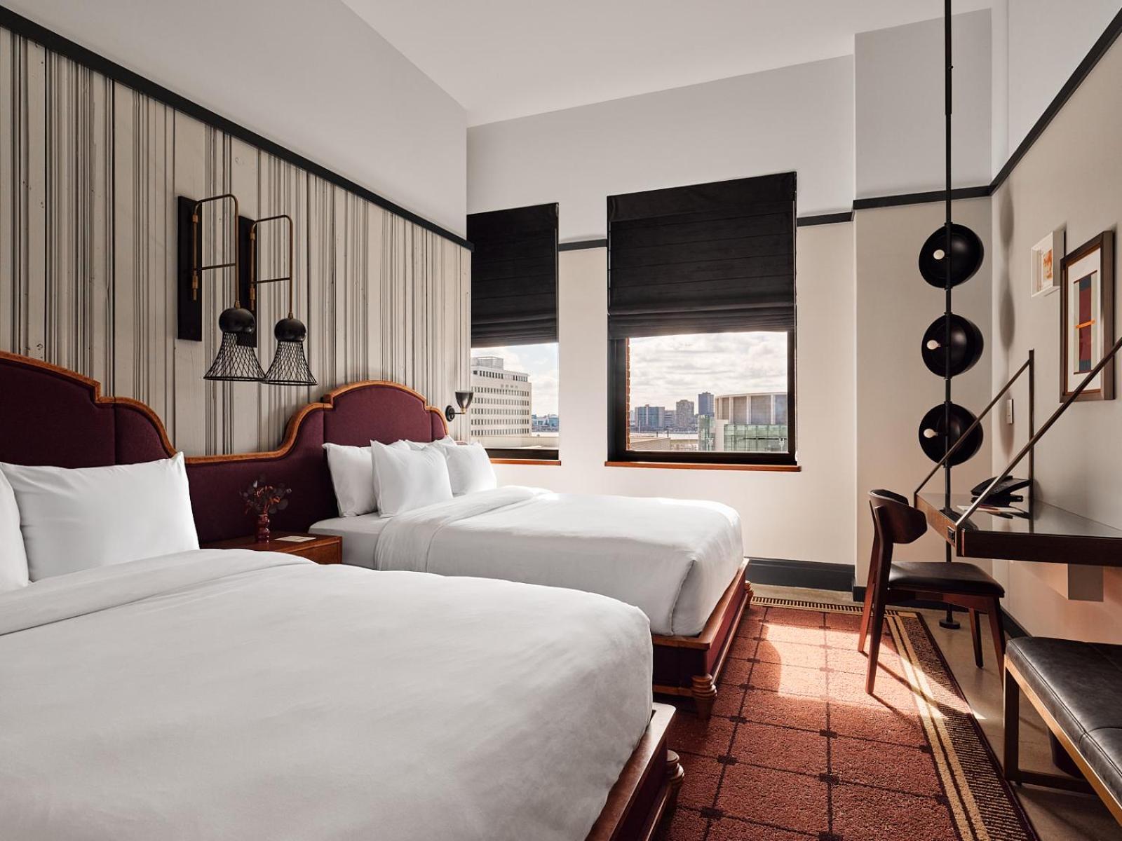 Standard Queen Room