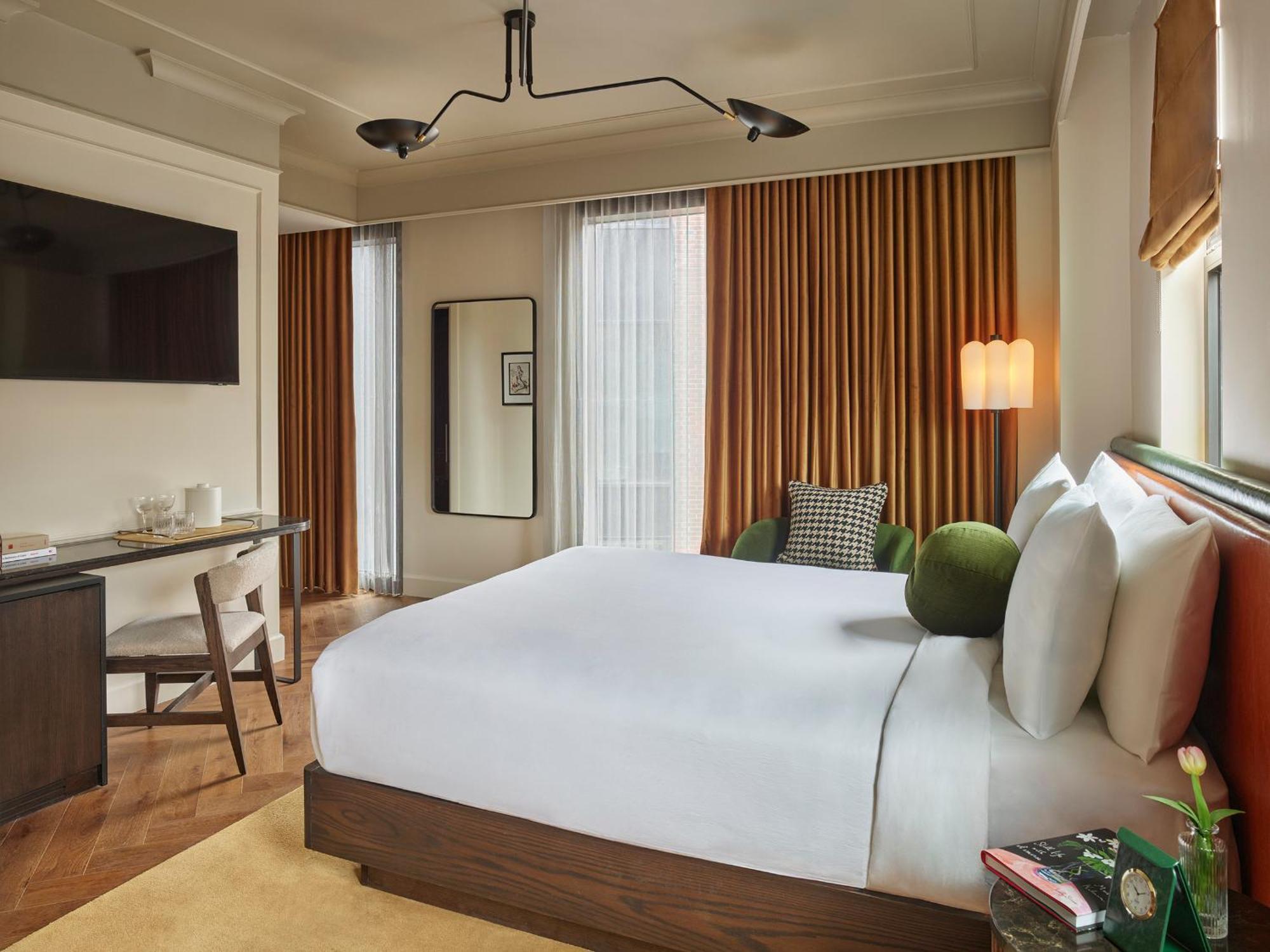 Standard King Room