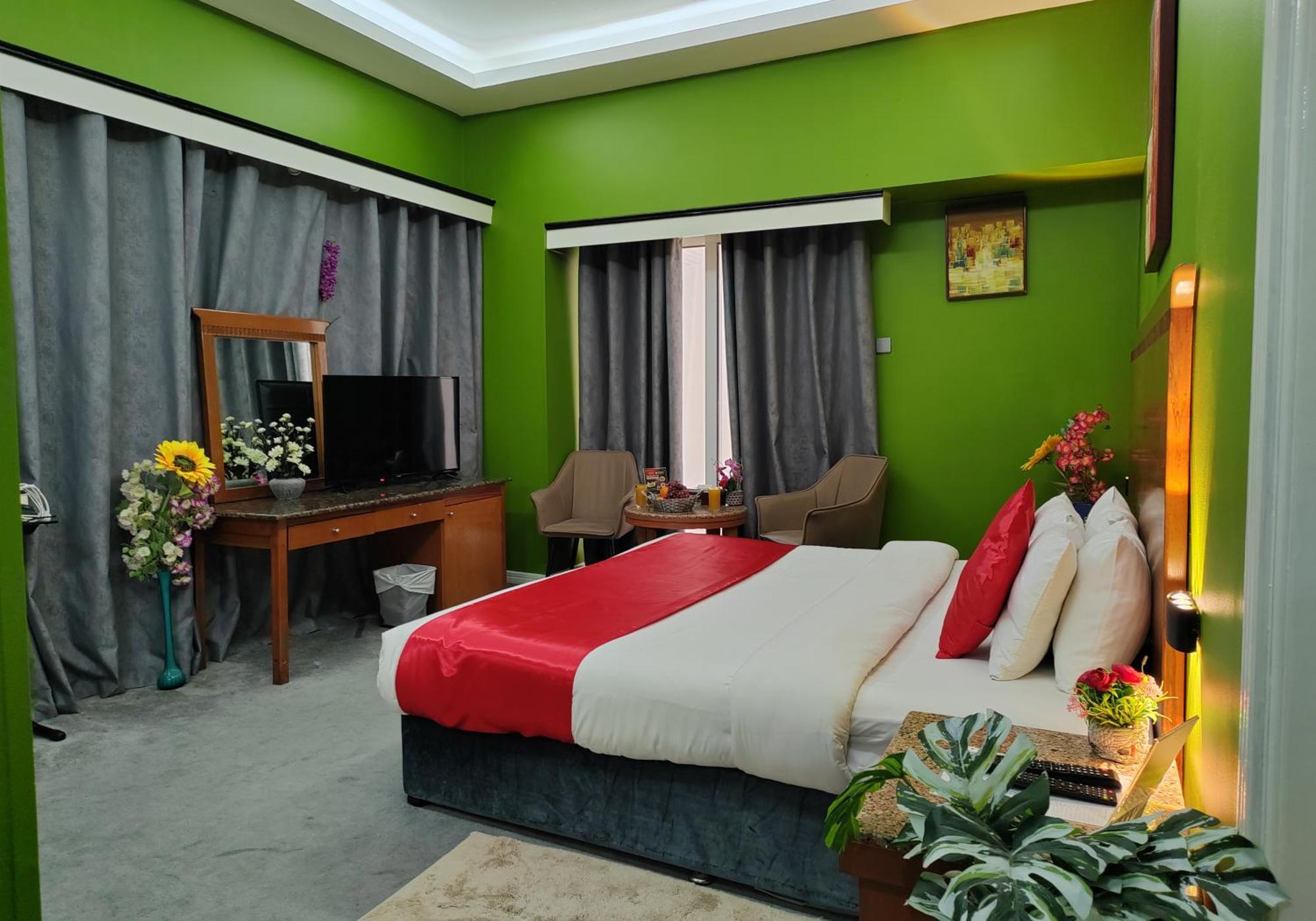 Deluxe Double or Twin Room