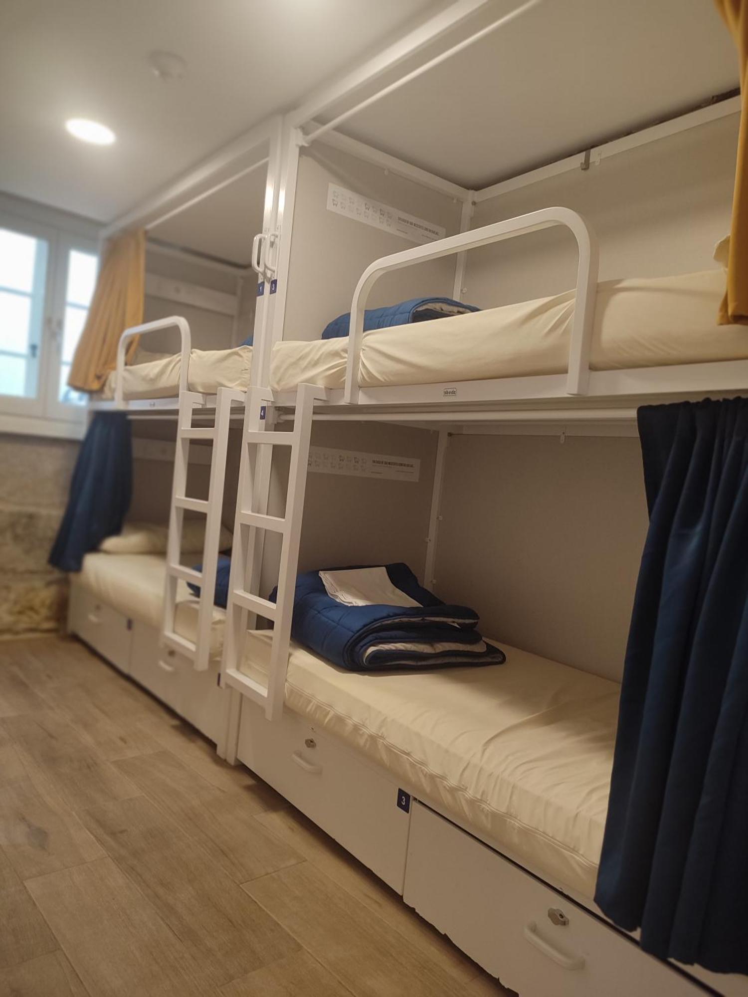 Bed 4-Bed Dormitory Room