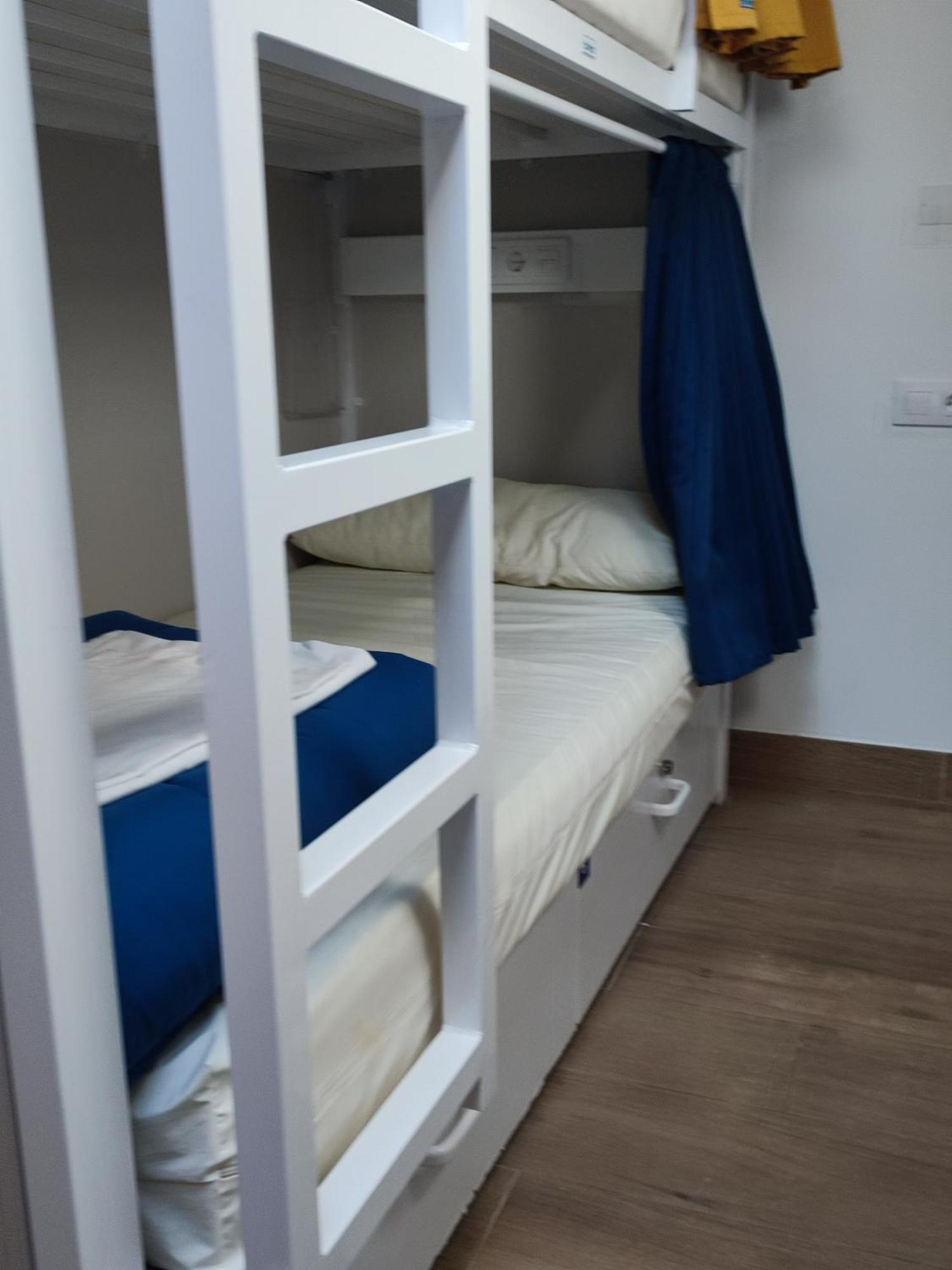 Bed 4-Bed Dormitory Room