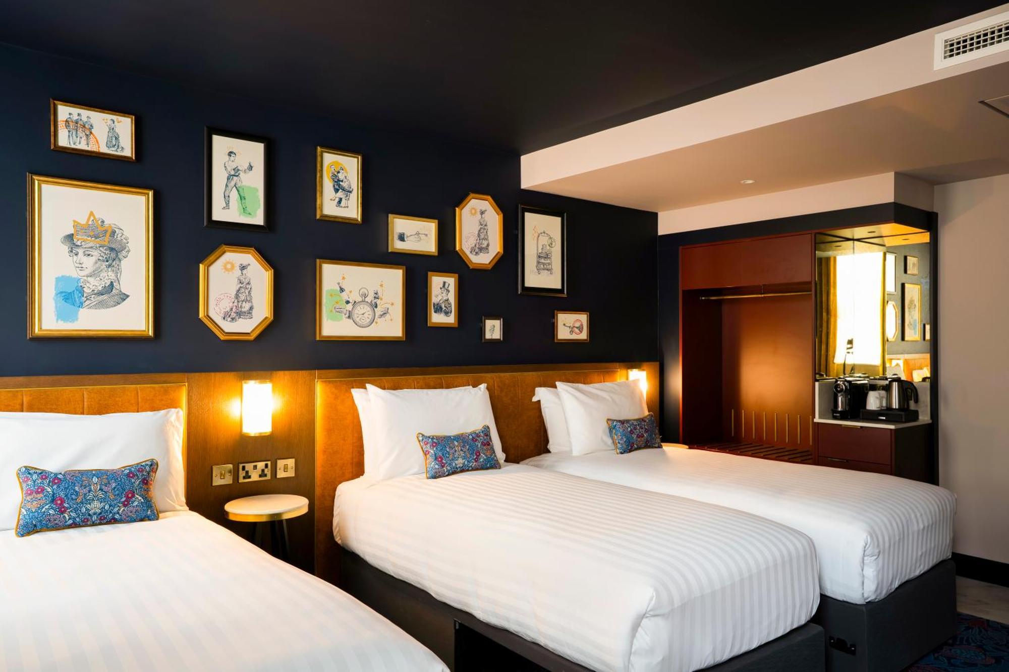 Deluxe Triple Room