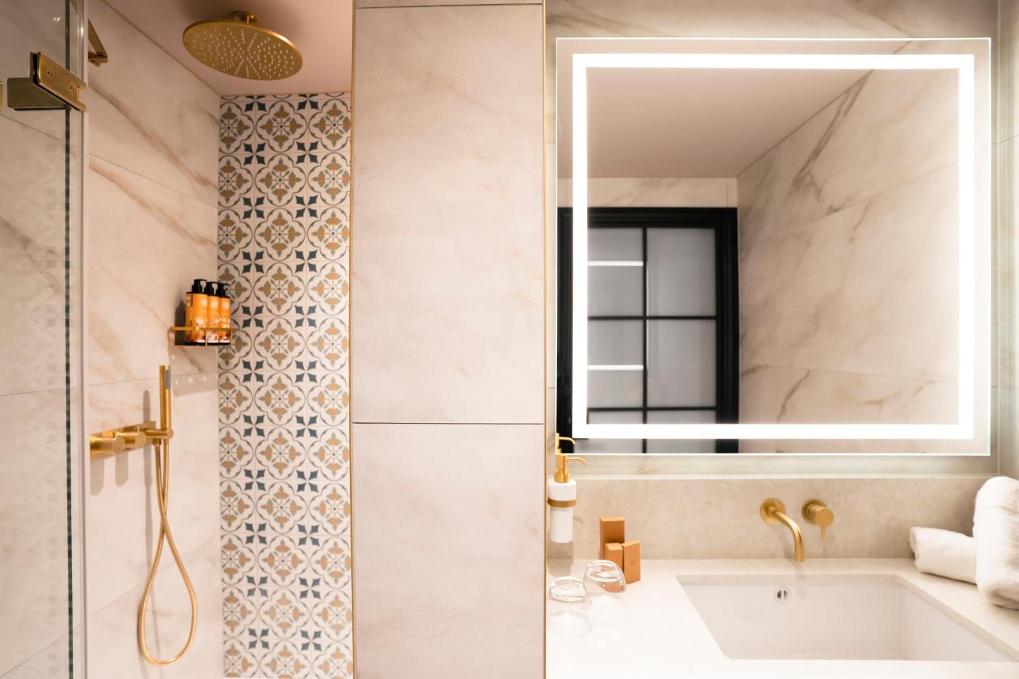 Executive King Room