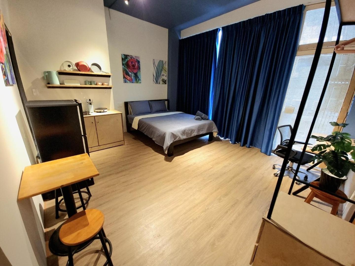 Standard Studio