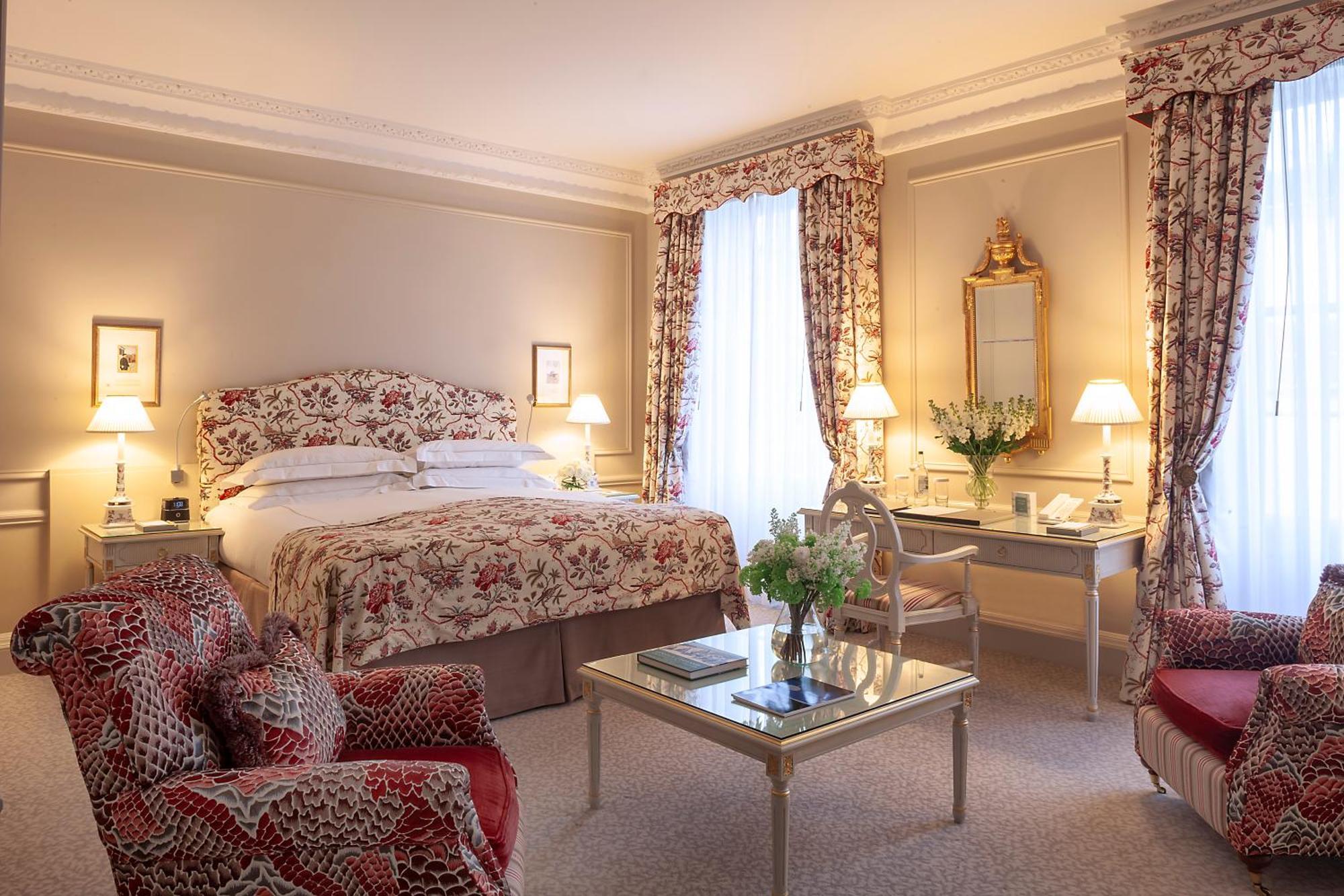 Deluxe King Room