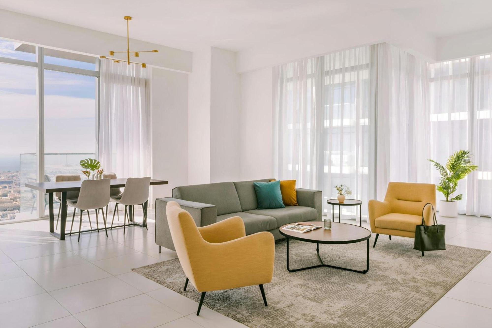 Two-Bedroom Apartment Burj Khalifa View