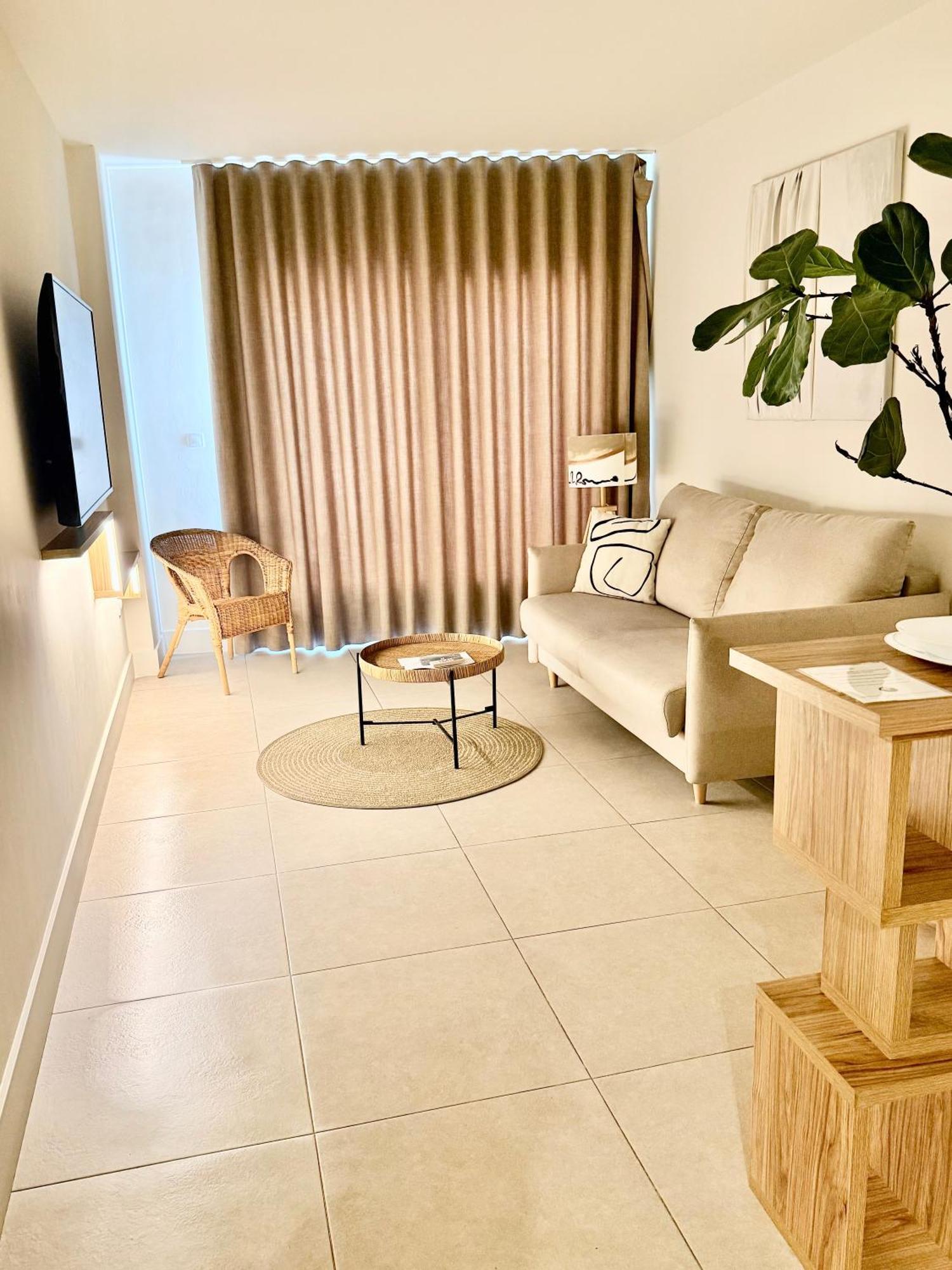 One-Bedroom Apartment with Spa Bath