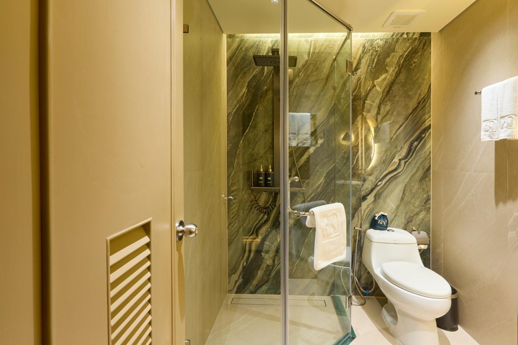 Executive City View daily minibar