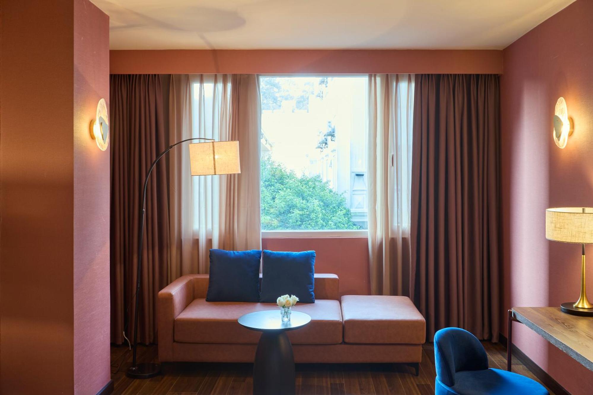Kin Signature Suite daily minibar
