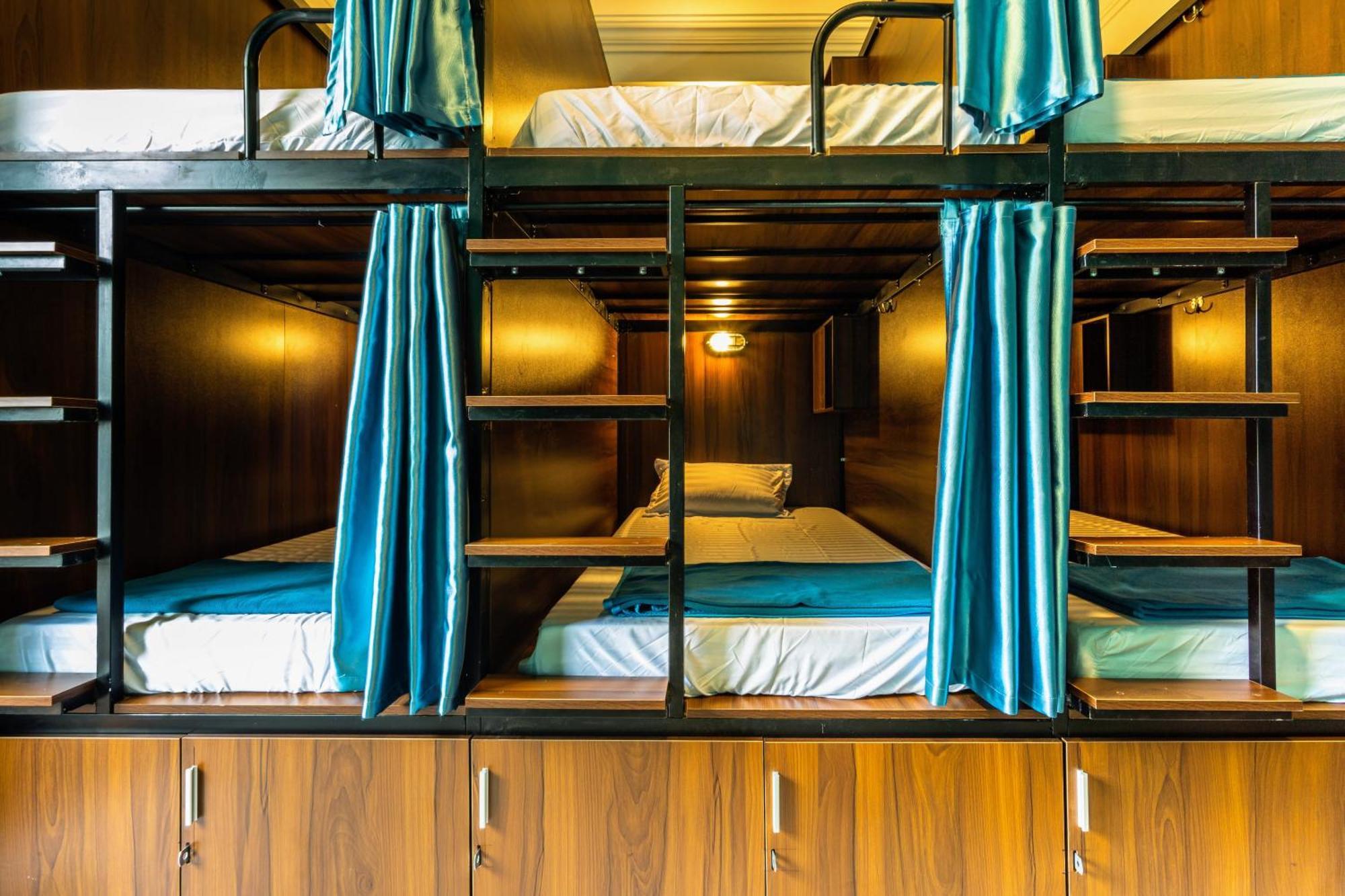 Bed 6-Bed Mixed Dormitory Room