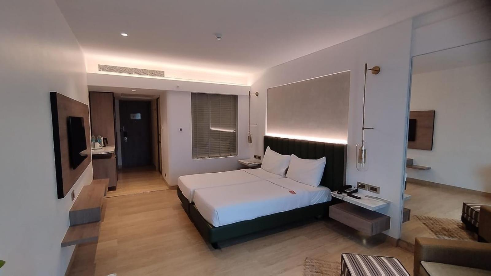Executive Twin Room on Restaurant Food Al-a-carte order