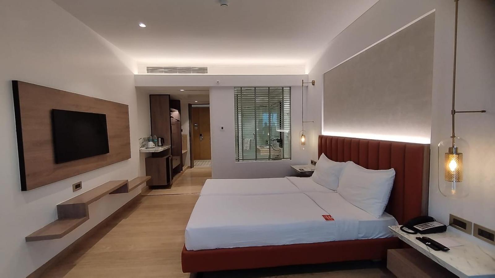 Executive Twin Room on Restaurant Food Al-a-carte order