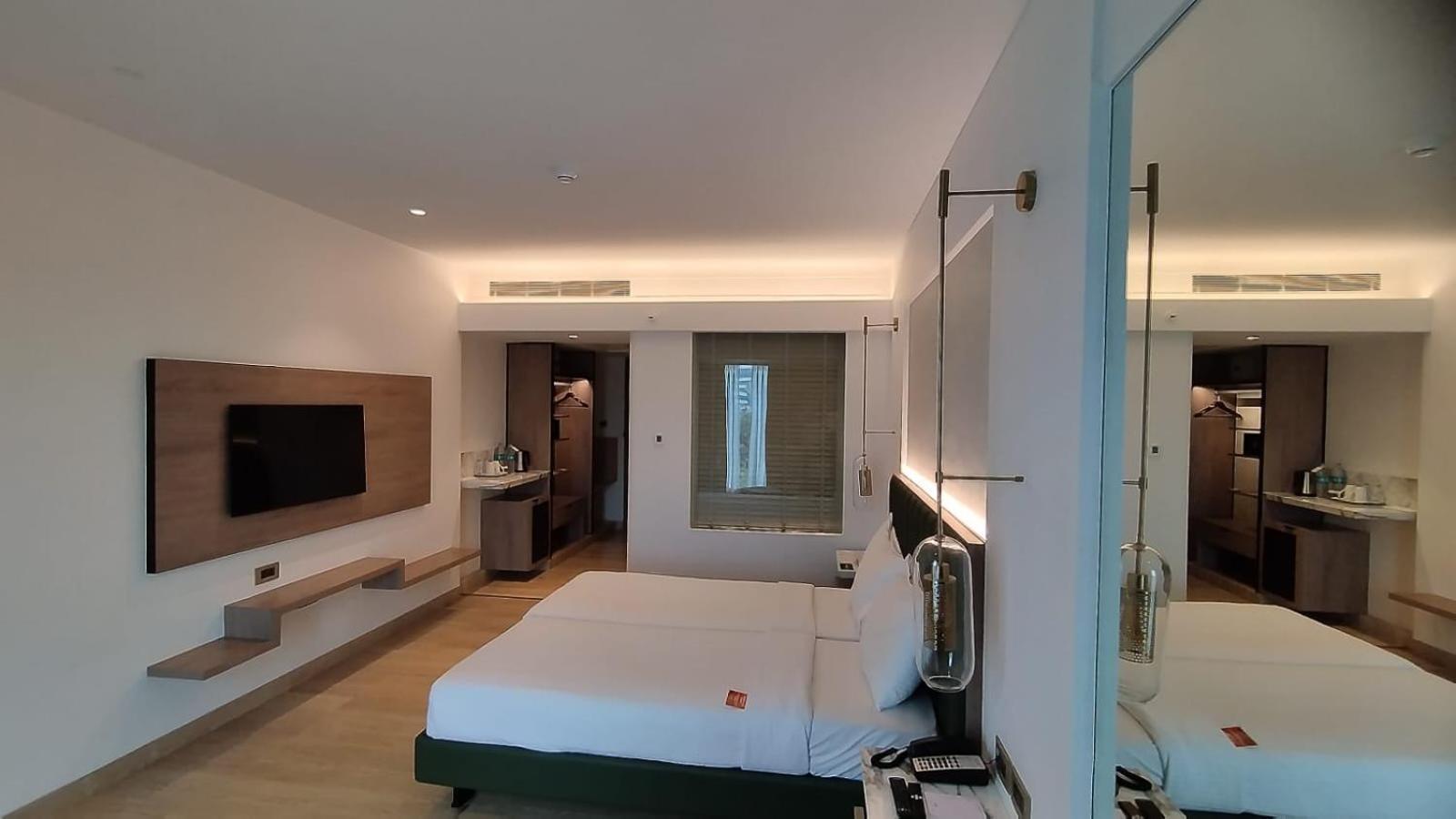 Executive Twin Room on Restaurant Food Al-a-carte order