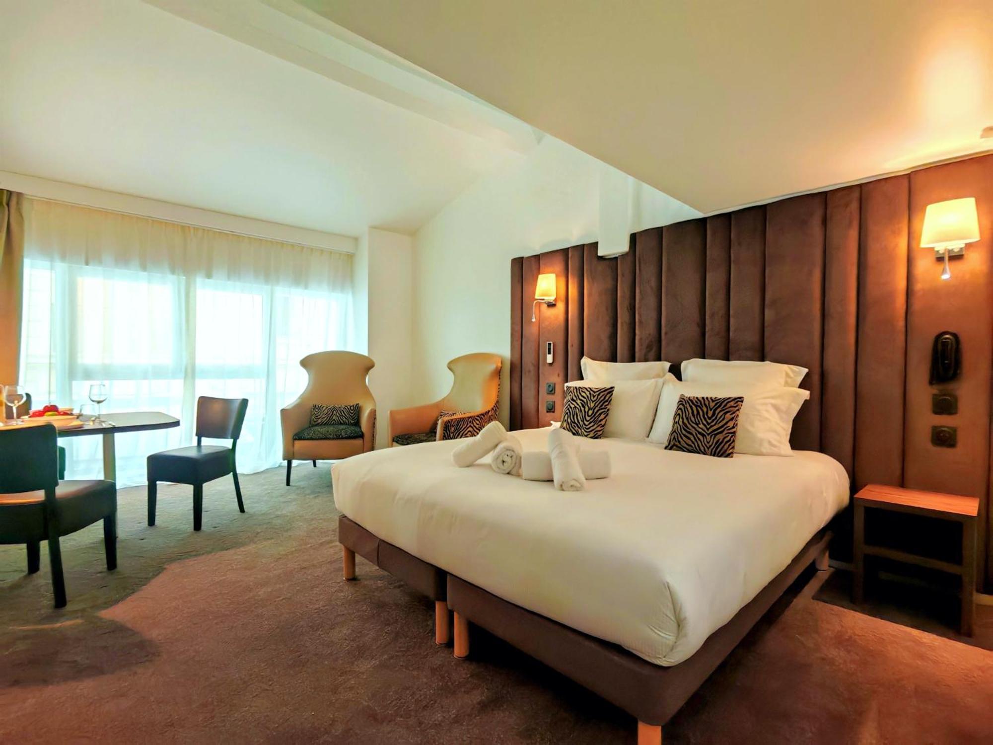 Junior Suite Evasion without elevator