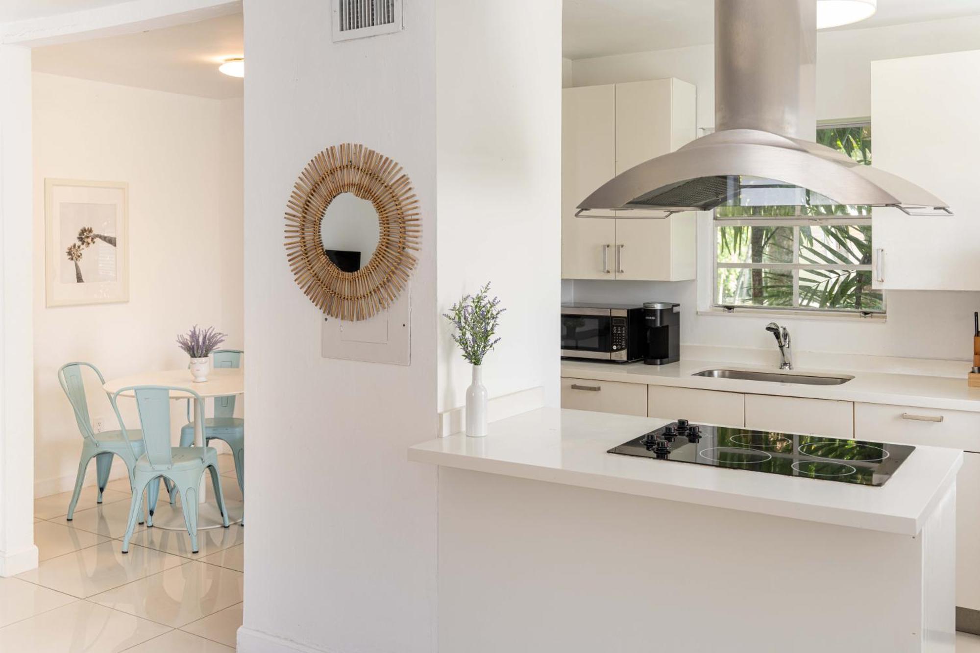 One-Bedroom Apartment,1675895675:JPEG