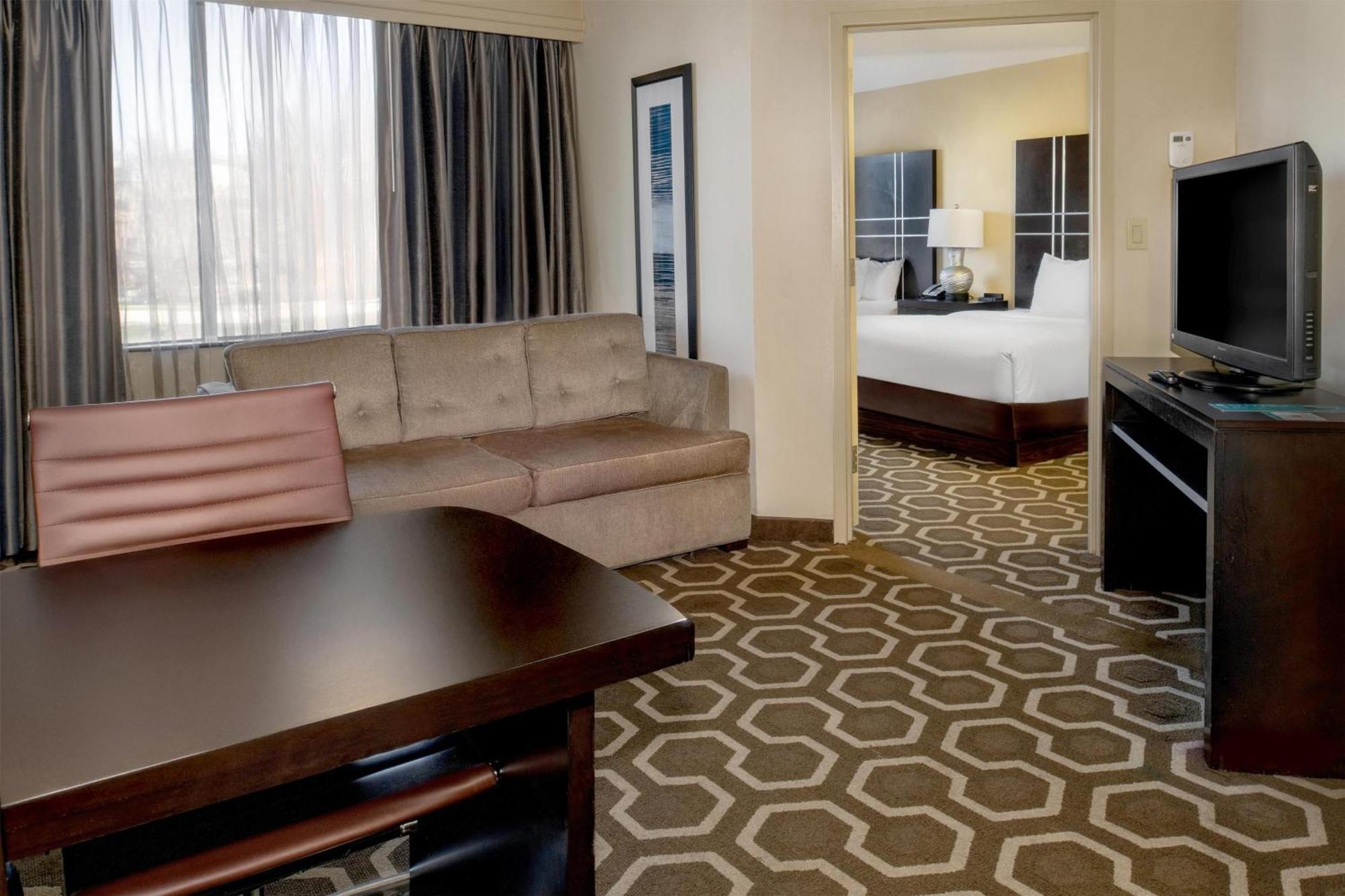 Queen Suite Disability Access