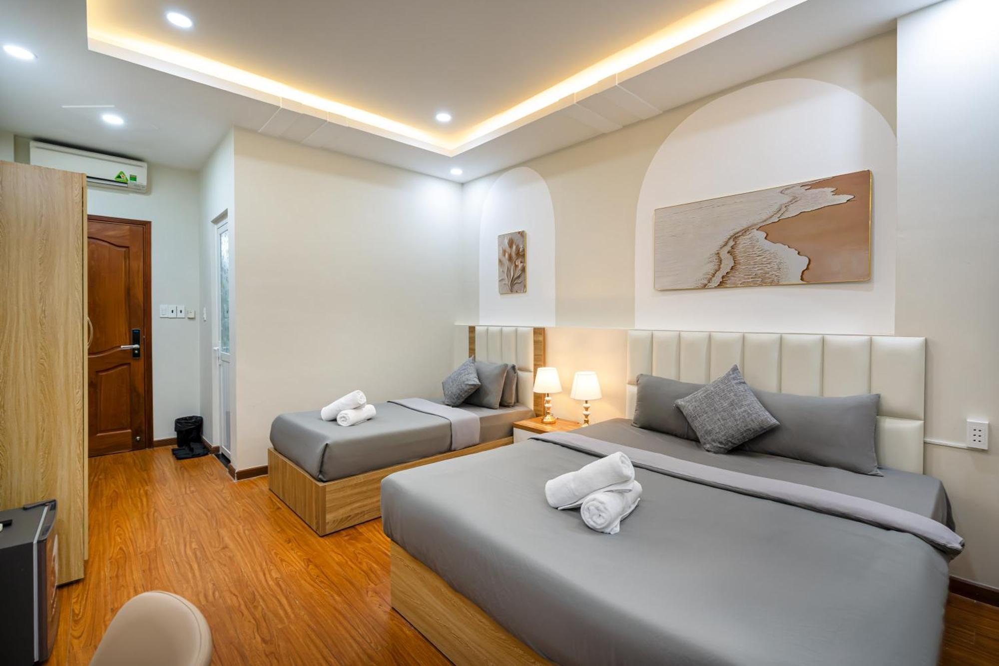 Deluxe Family Room