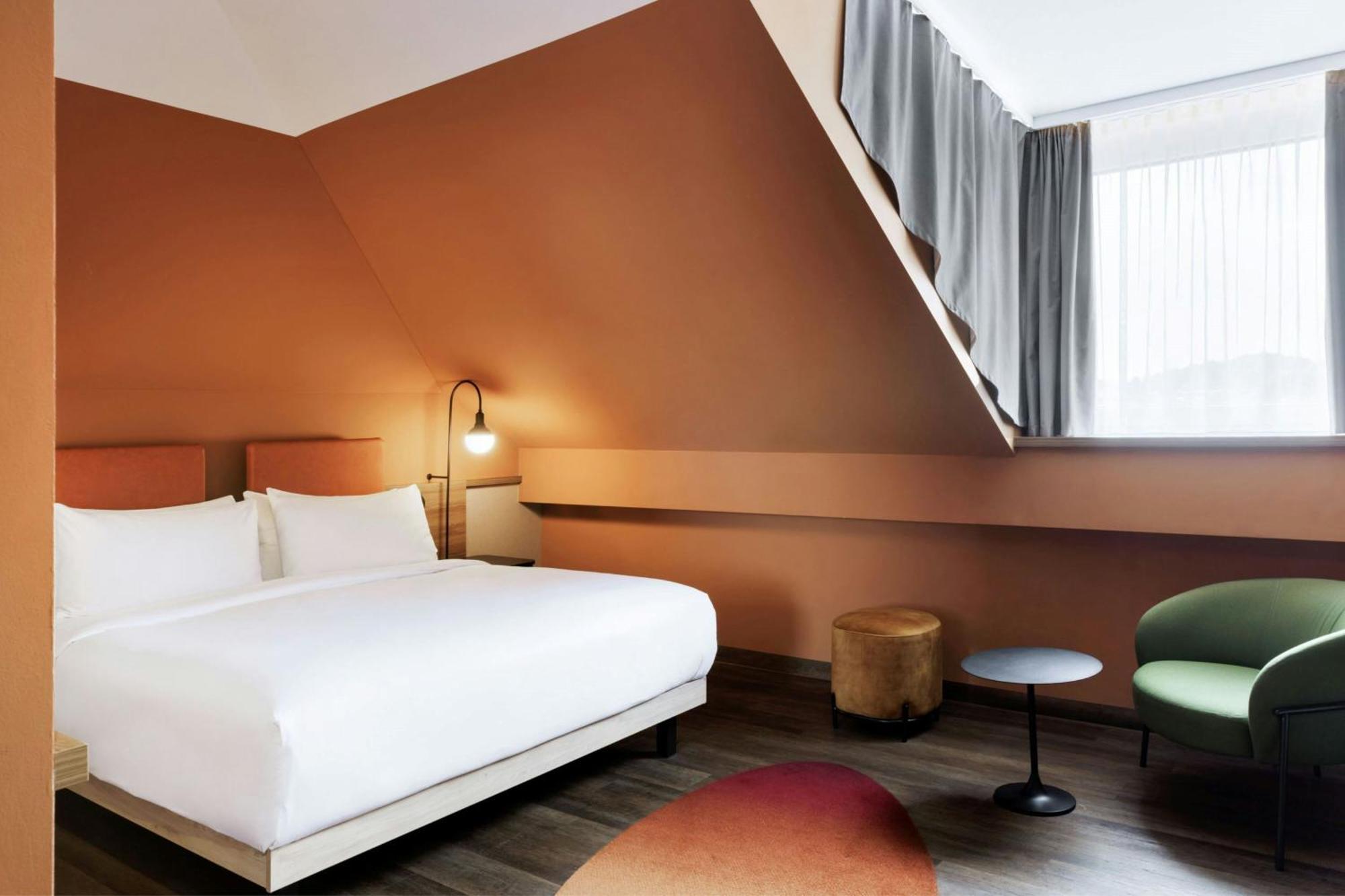 Junior King Suite