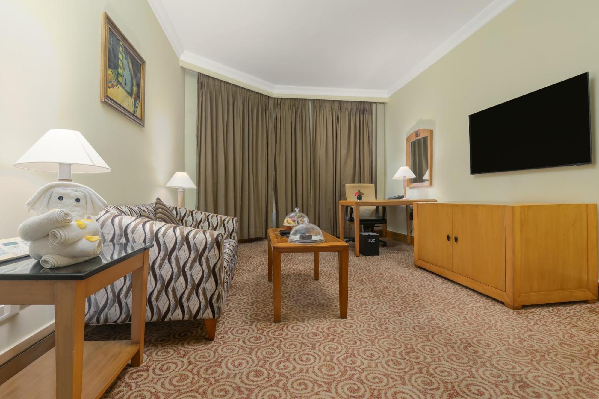 Executive Suite One way airport transfers on F& Soft Beverages