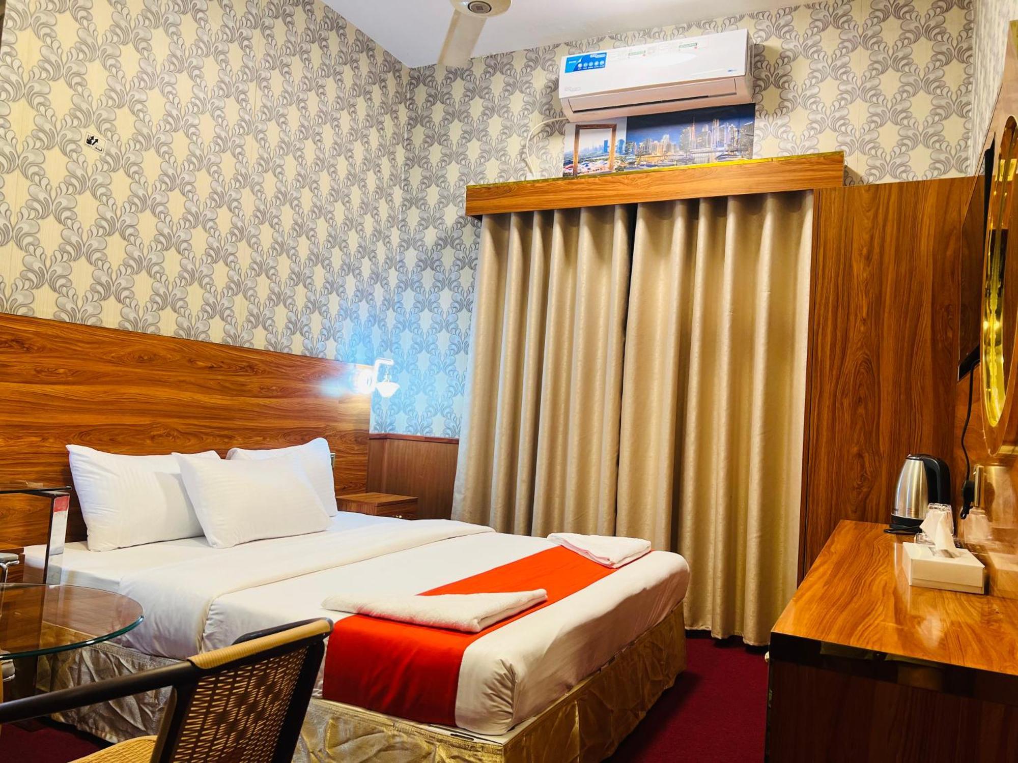 King Room