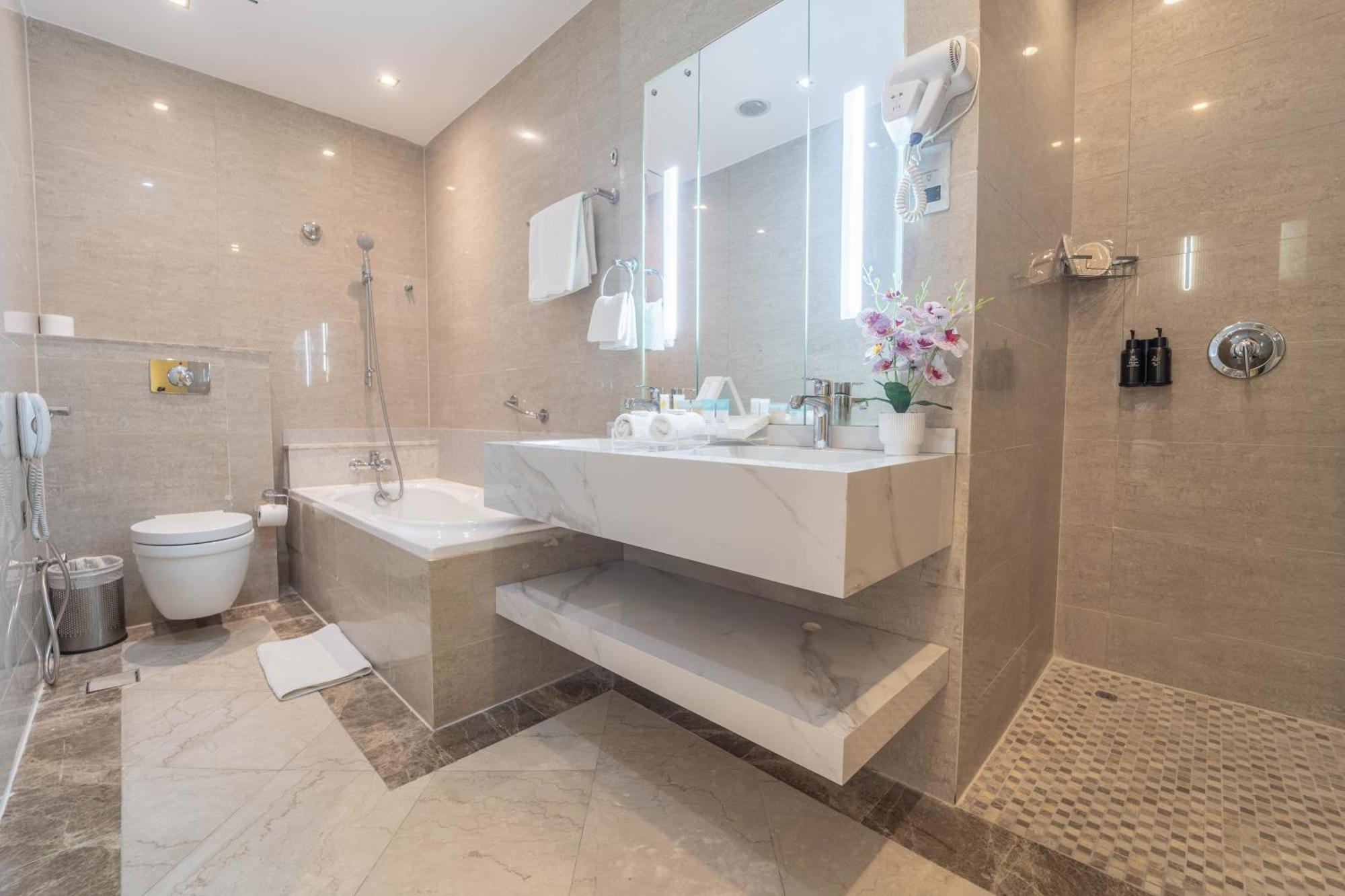One-Bedroom Suite