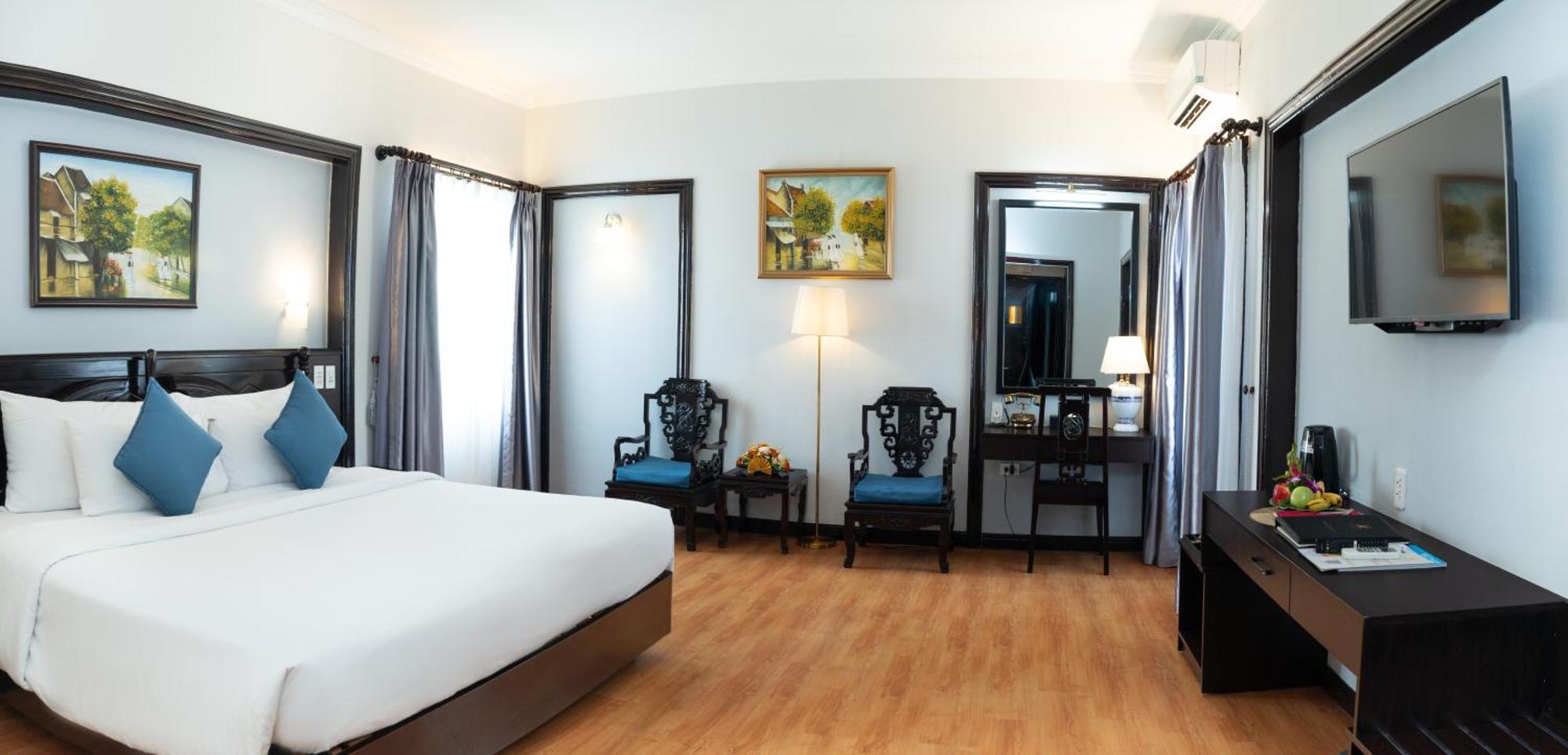 Royal Deluxe Room
