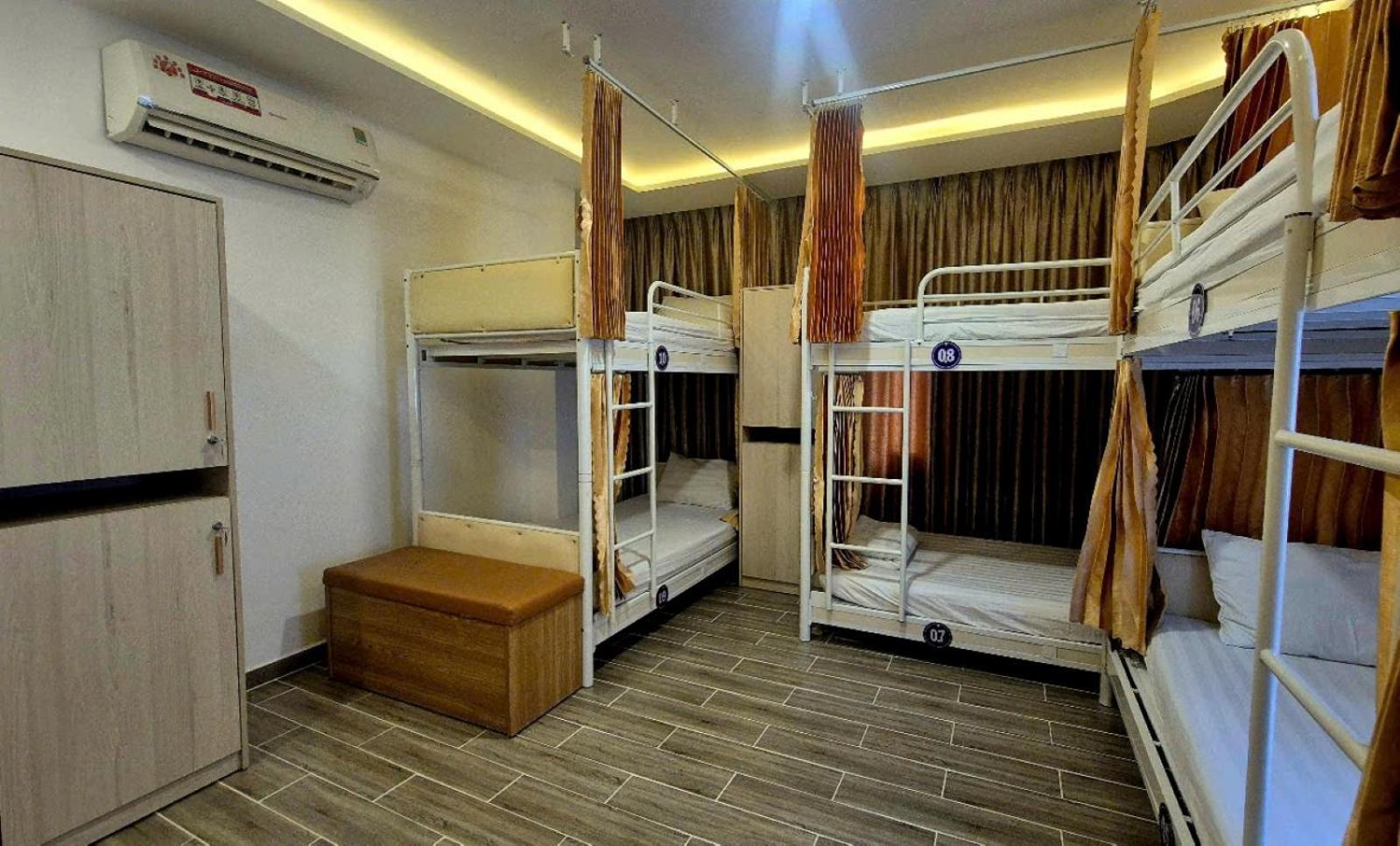 Bed 10-Bed Mixed Dormitory Room