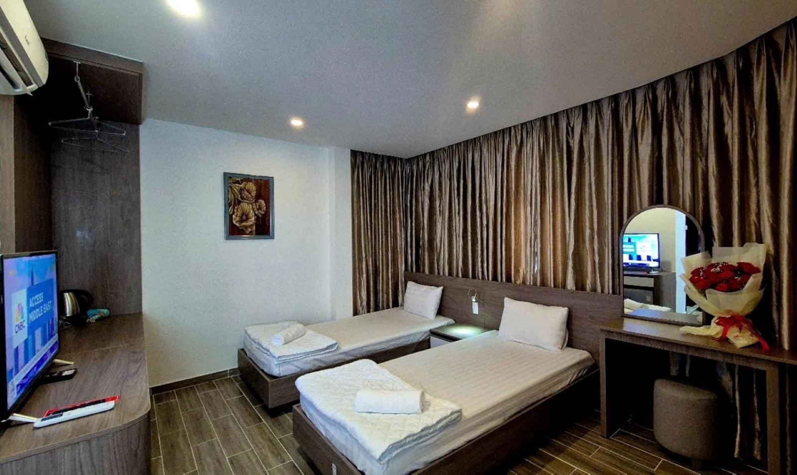 Superior Family Room