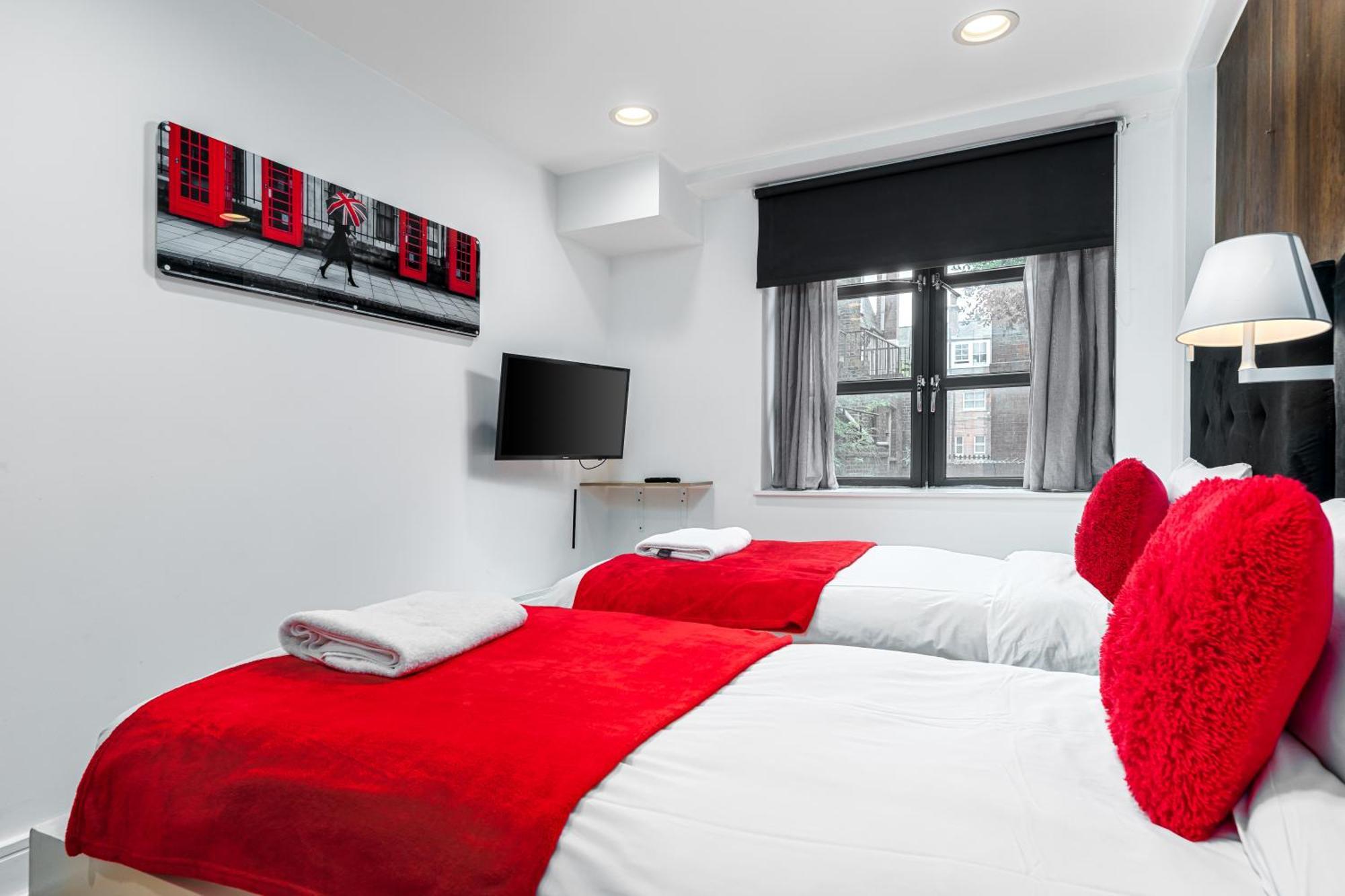 Superior Twin Room City View