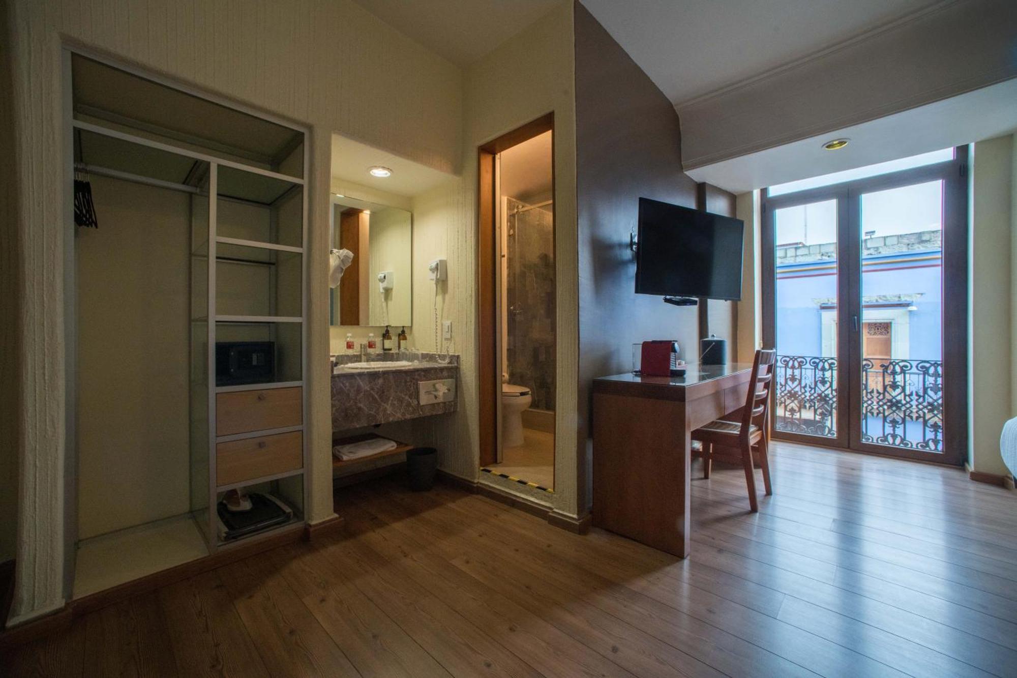 Superior Room with Balcony