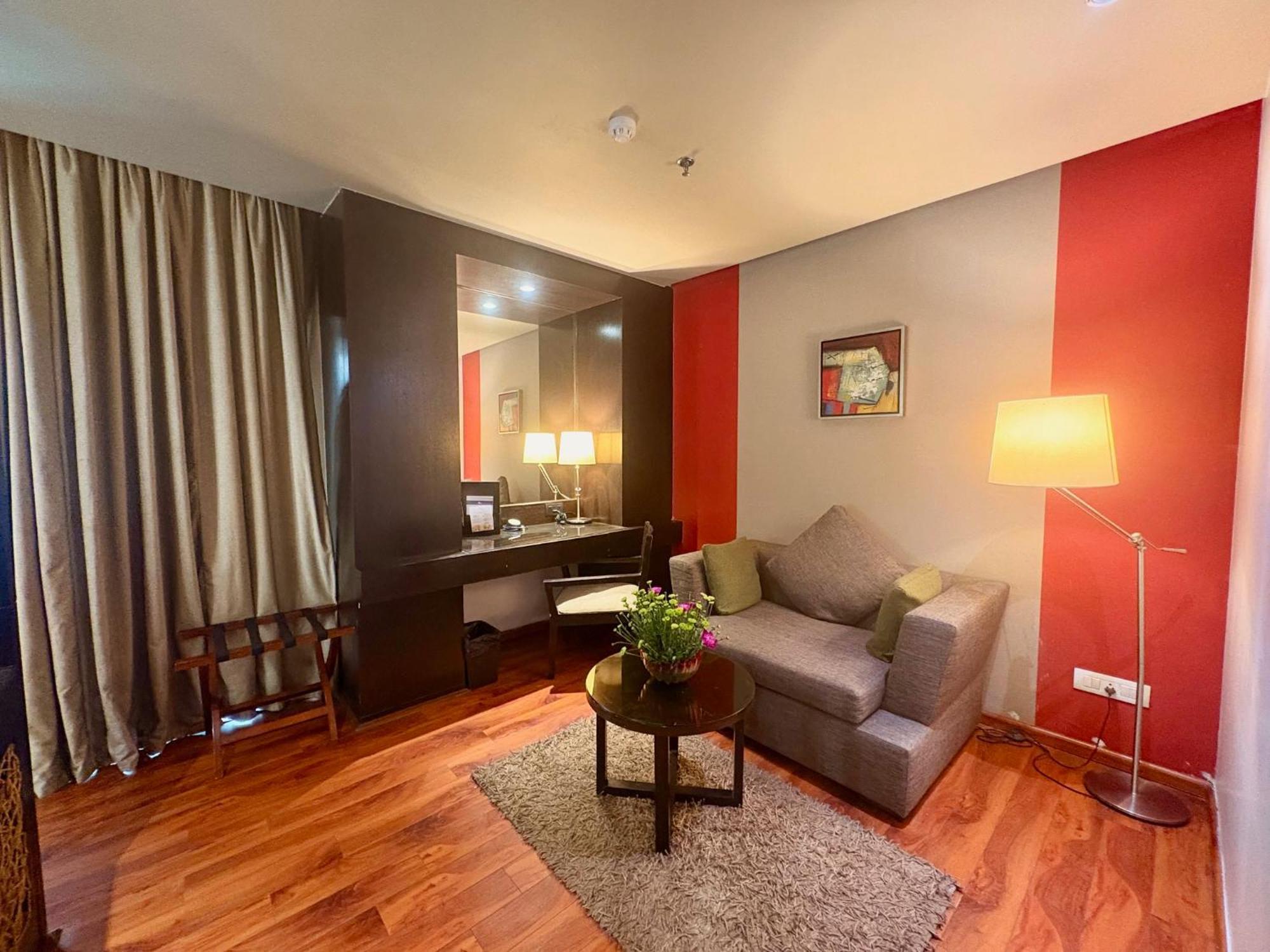 Executive Suite
