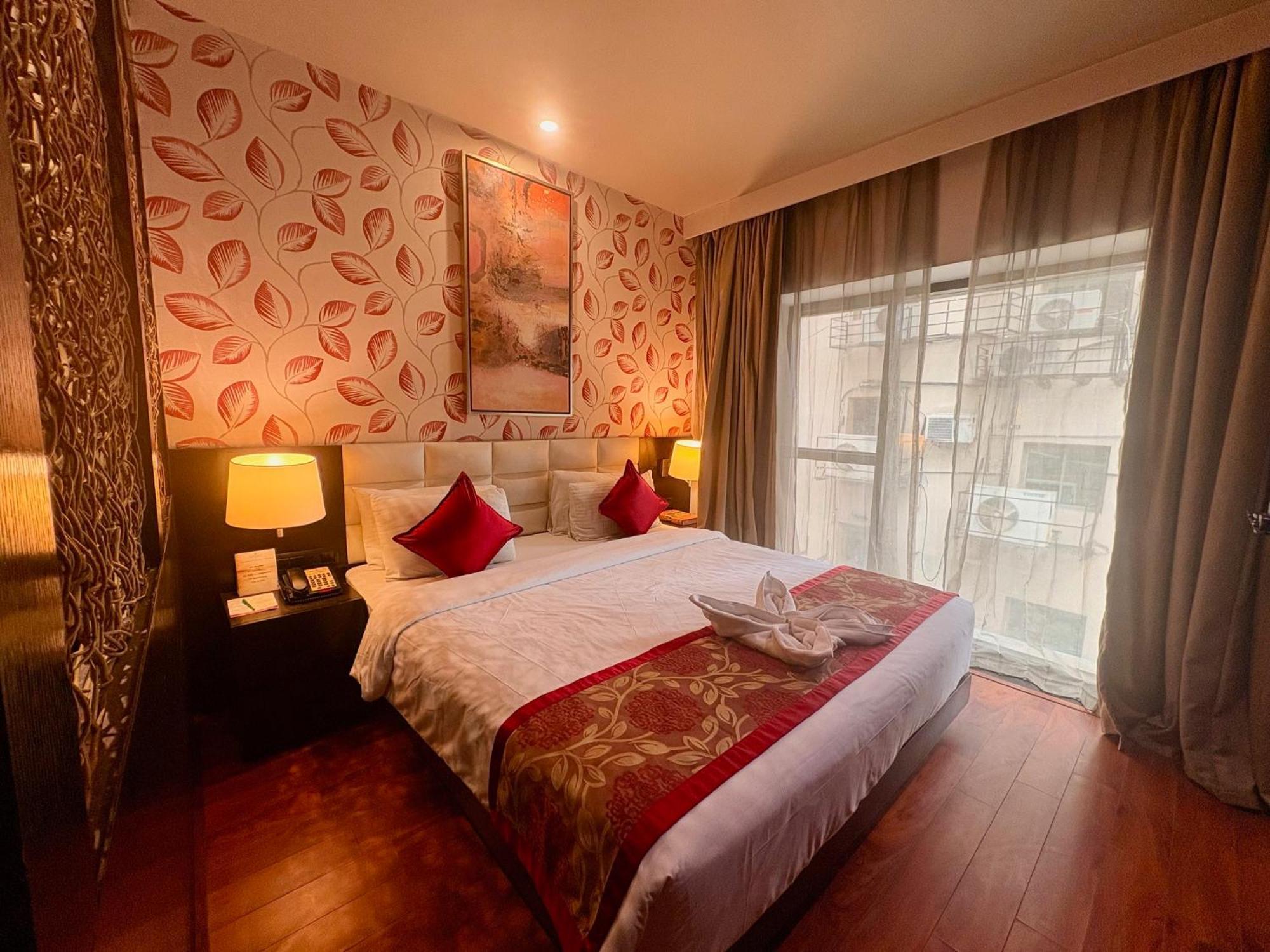 Executive Suite