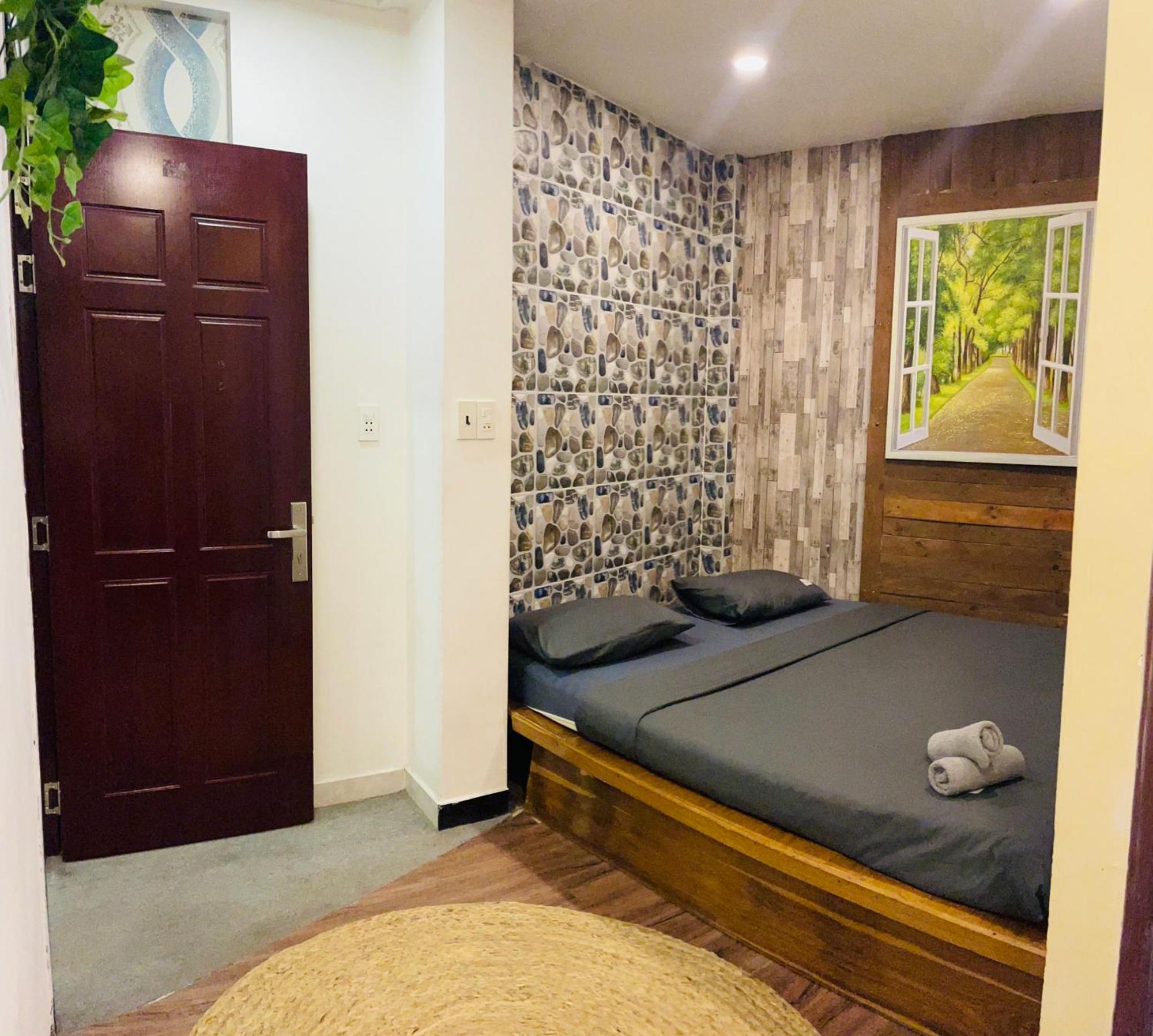 Standard King Room