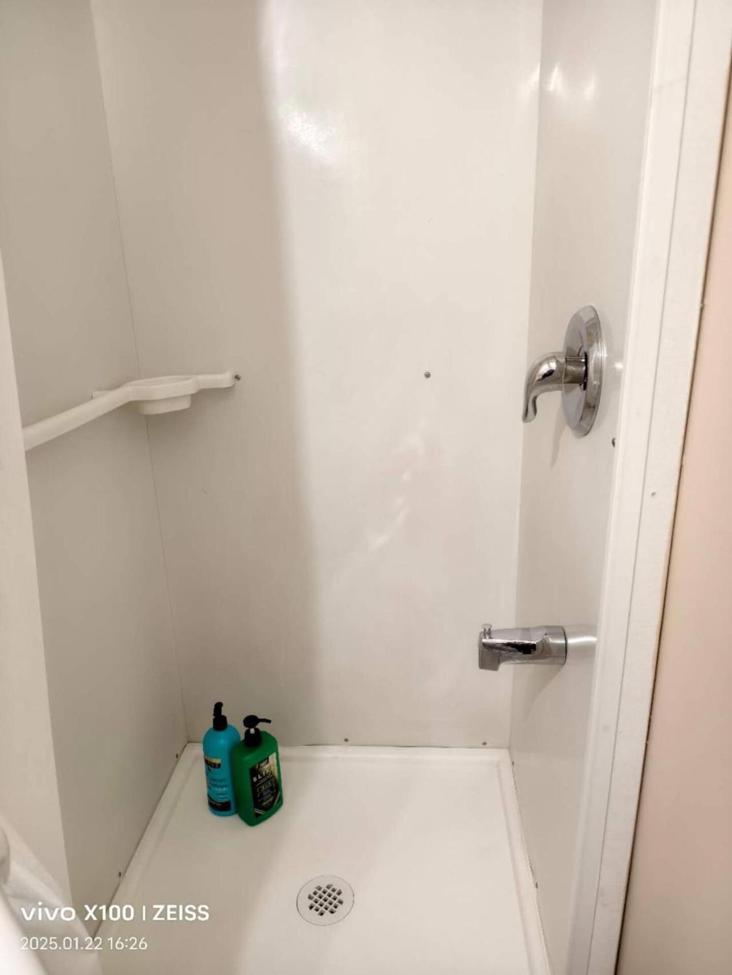 Double Room,1689804539:JPEG
