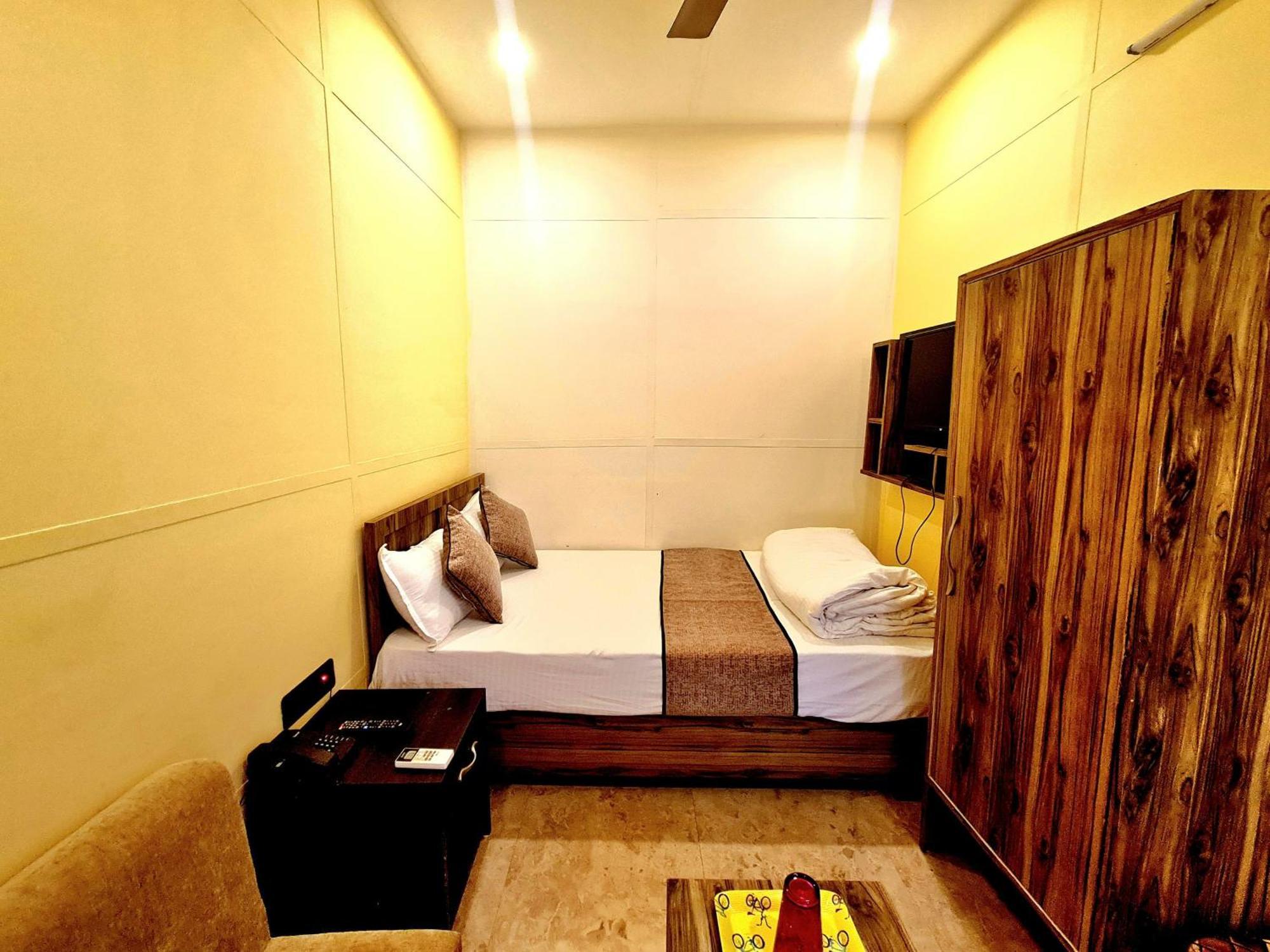 Superior Single Room