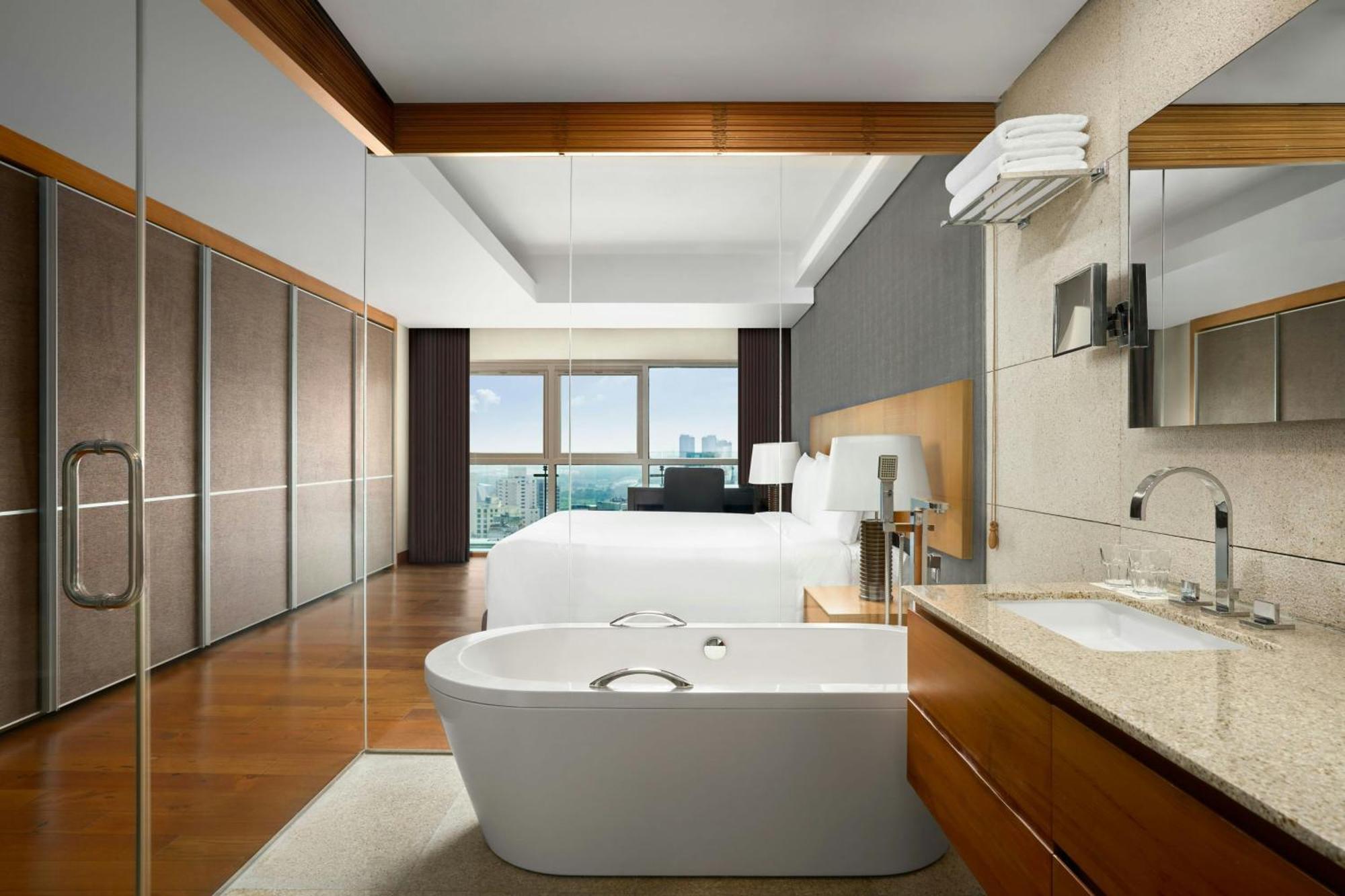 One-Bedroom Apartment One King Bed