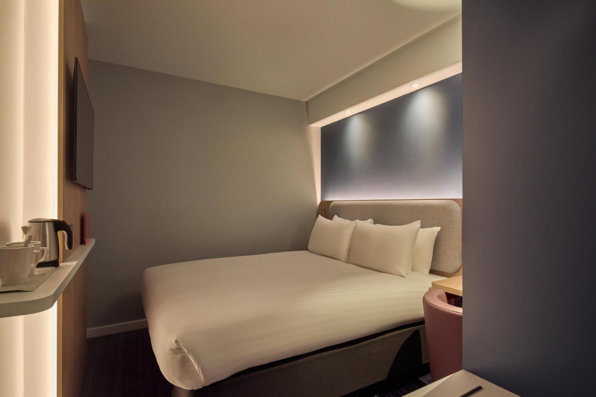 Standard Double Room Windowless Hot