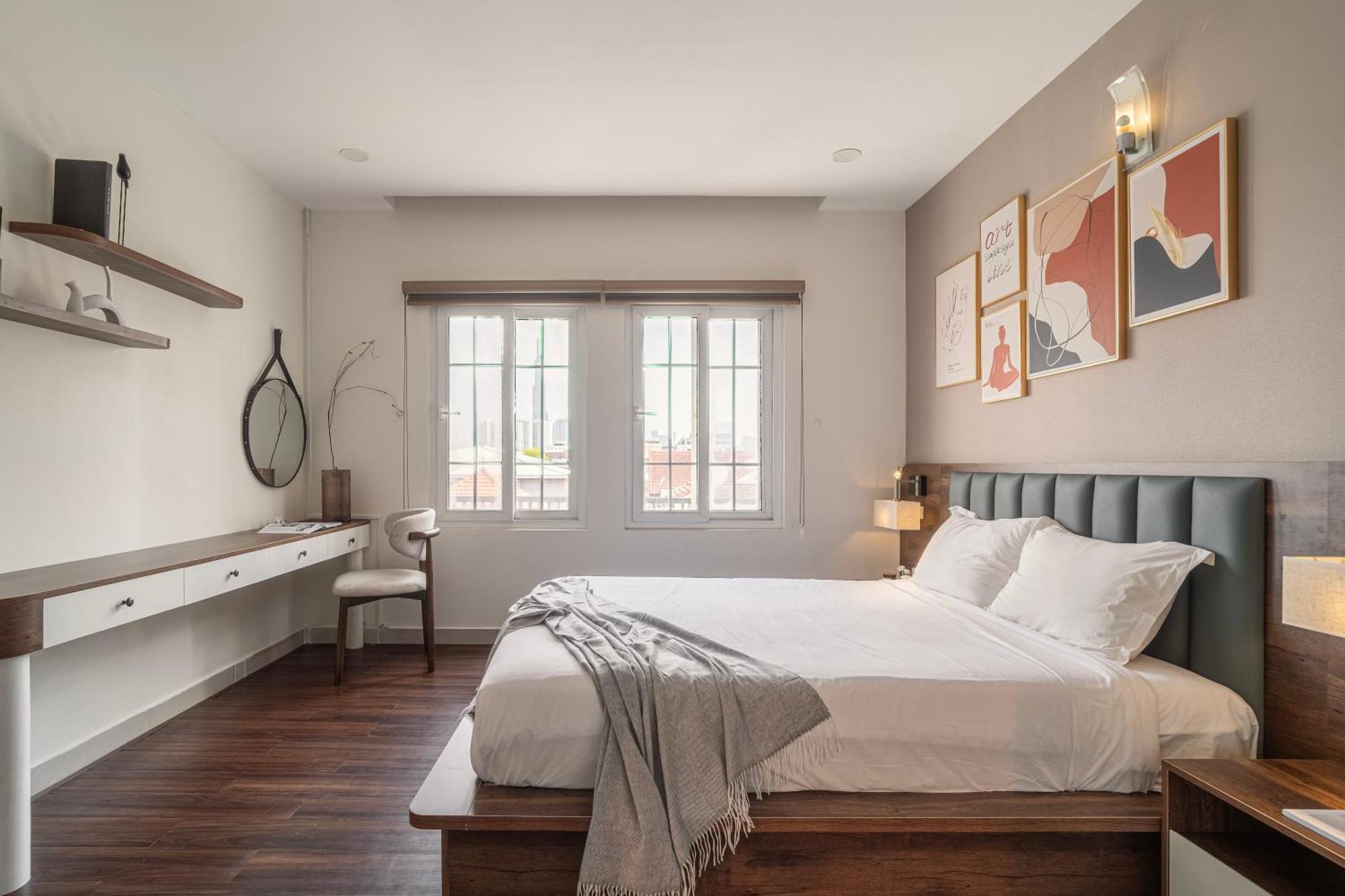Two-Bedroom Apartment City View