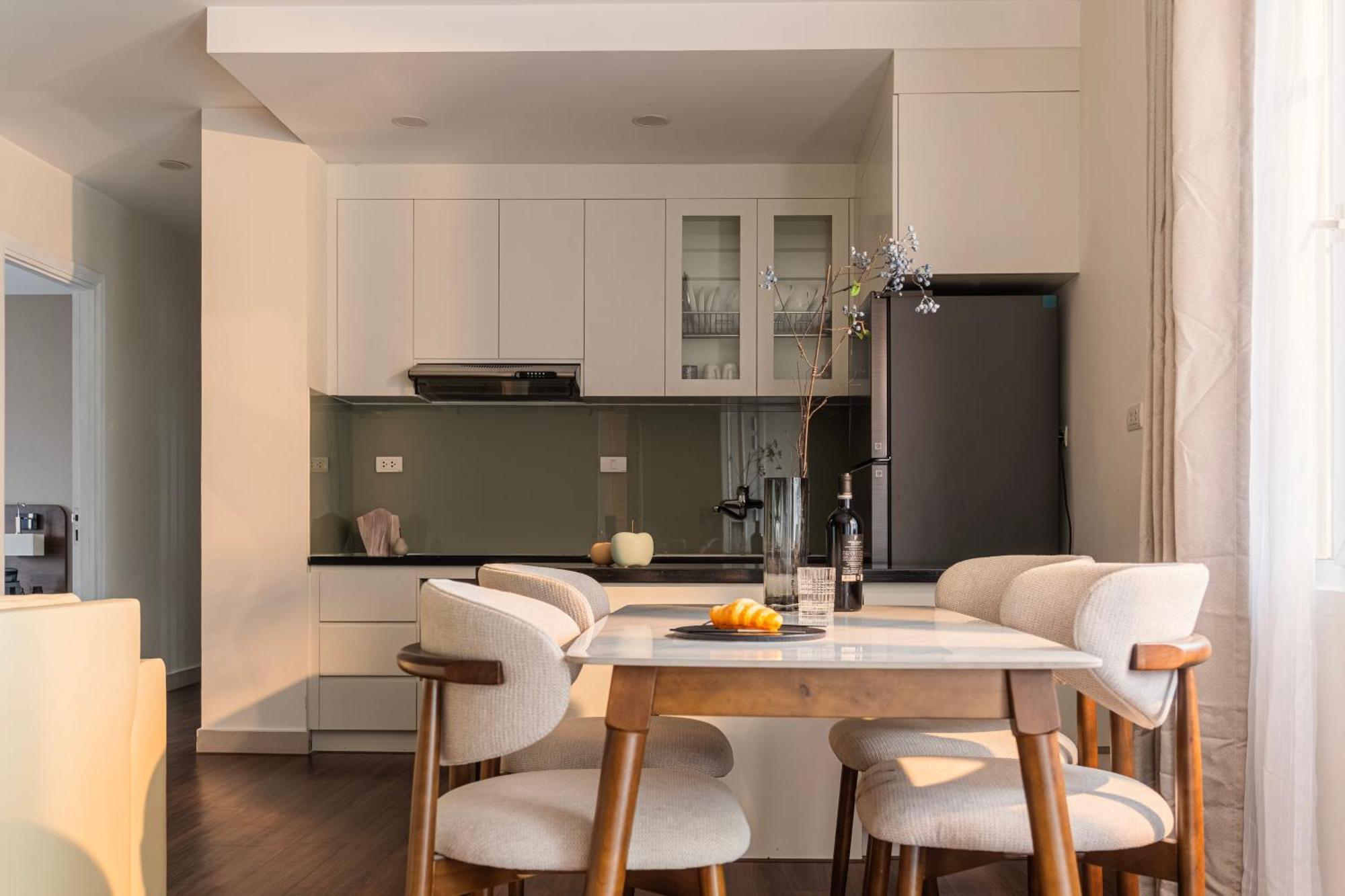 Two-Bedroom Apartment City View