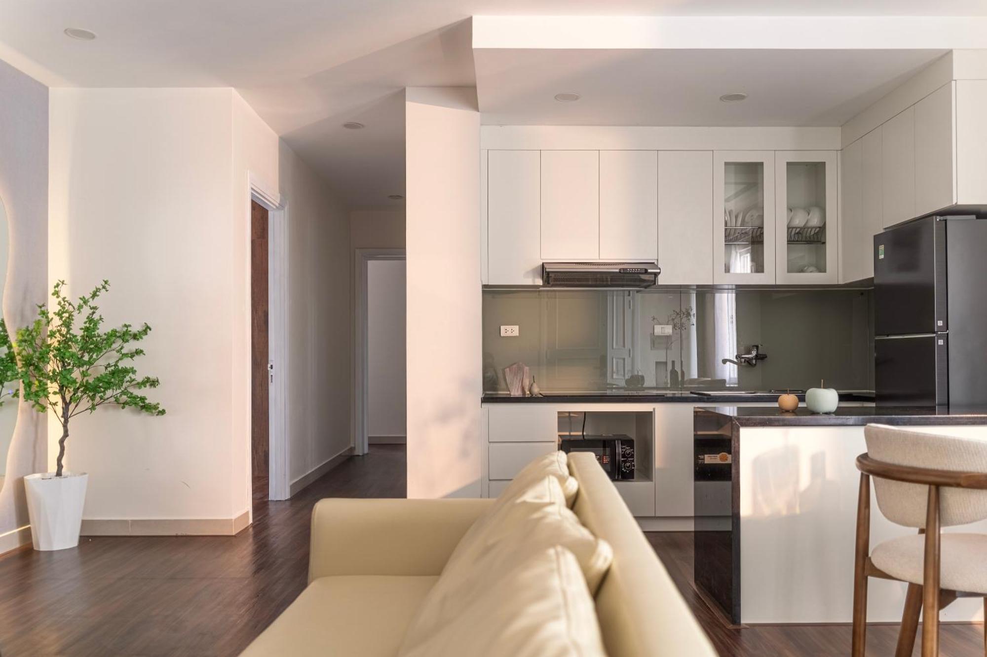 Two-Bedroom Apartment City View